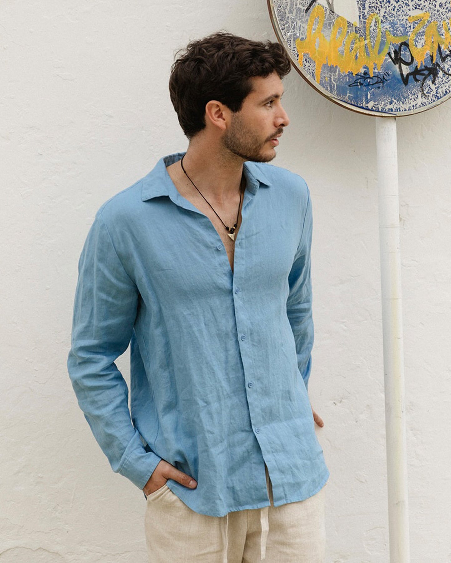 MagicLinen Soft blue men’s linen shirt made in Lithuania, OEKO-TEX® certified (2019OK0776) modelBoxOn2
