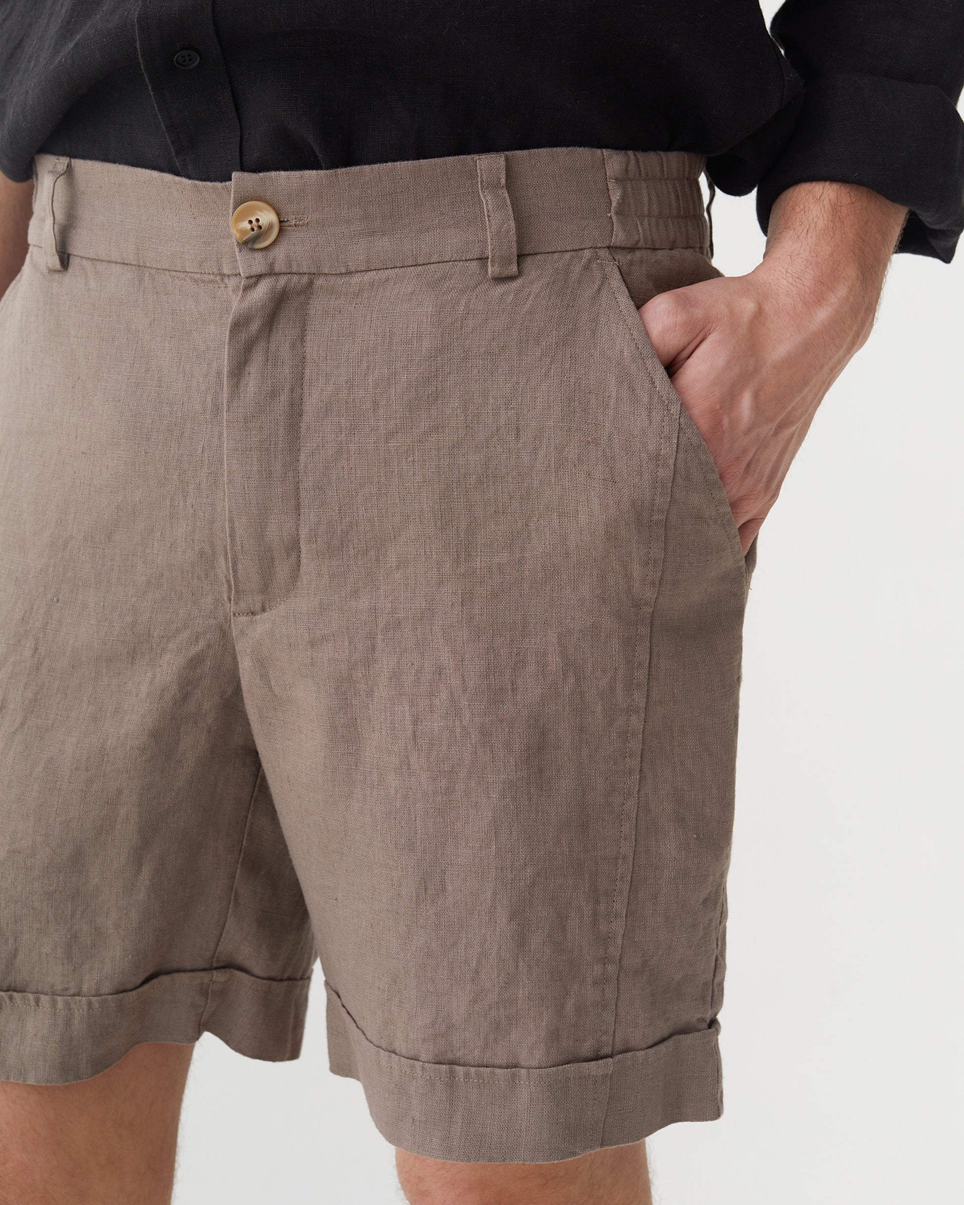 Men's Linen Shorts FAROE in Deep taupe | MagicLinen