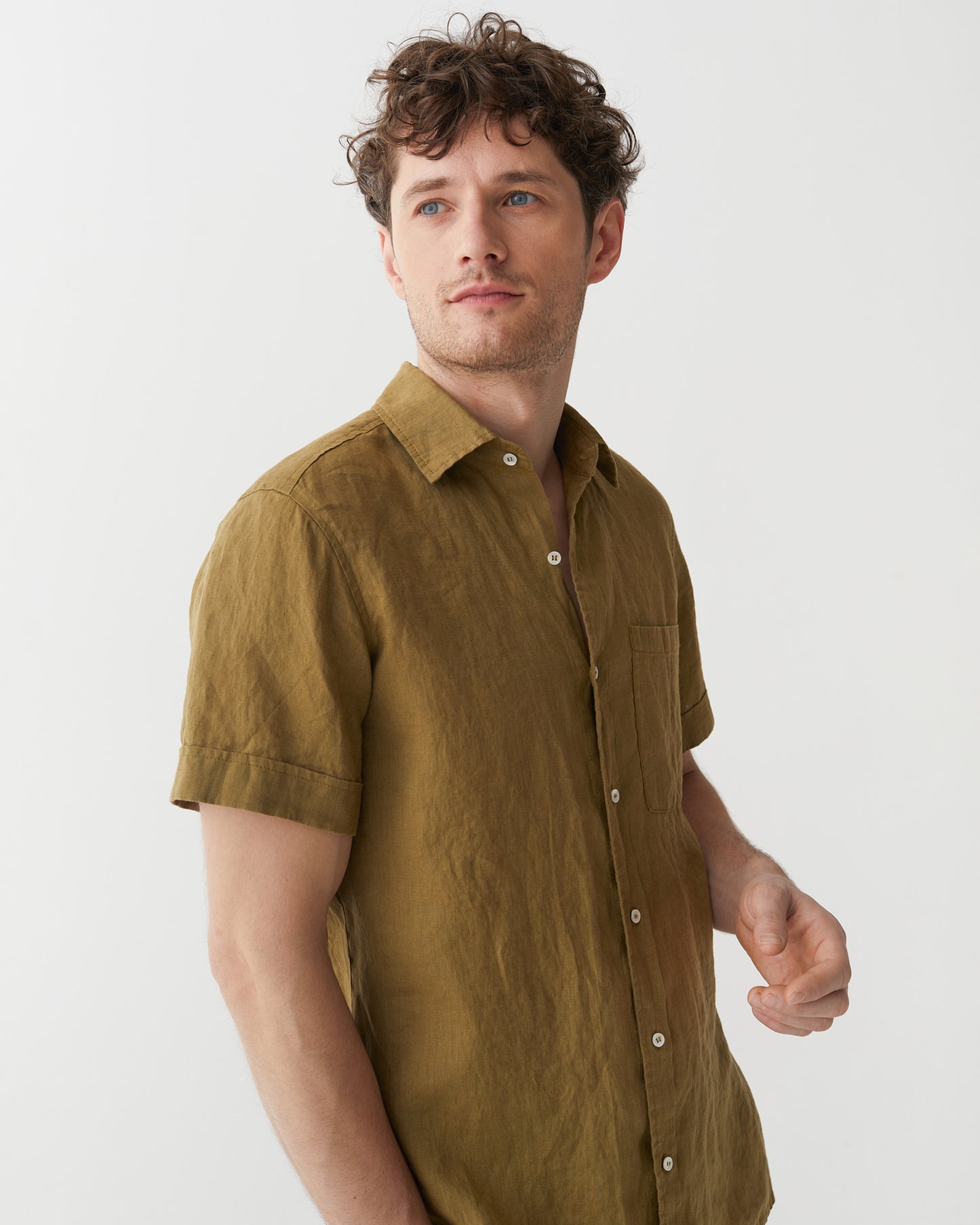 Men's short sleeves linen shirt VERBIER in Khaki green | MagicLinen