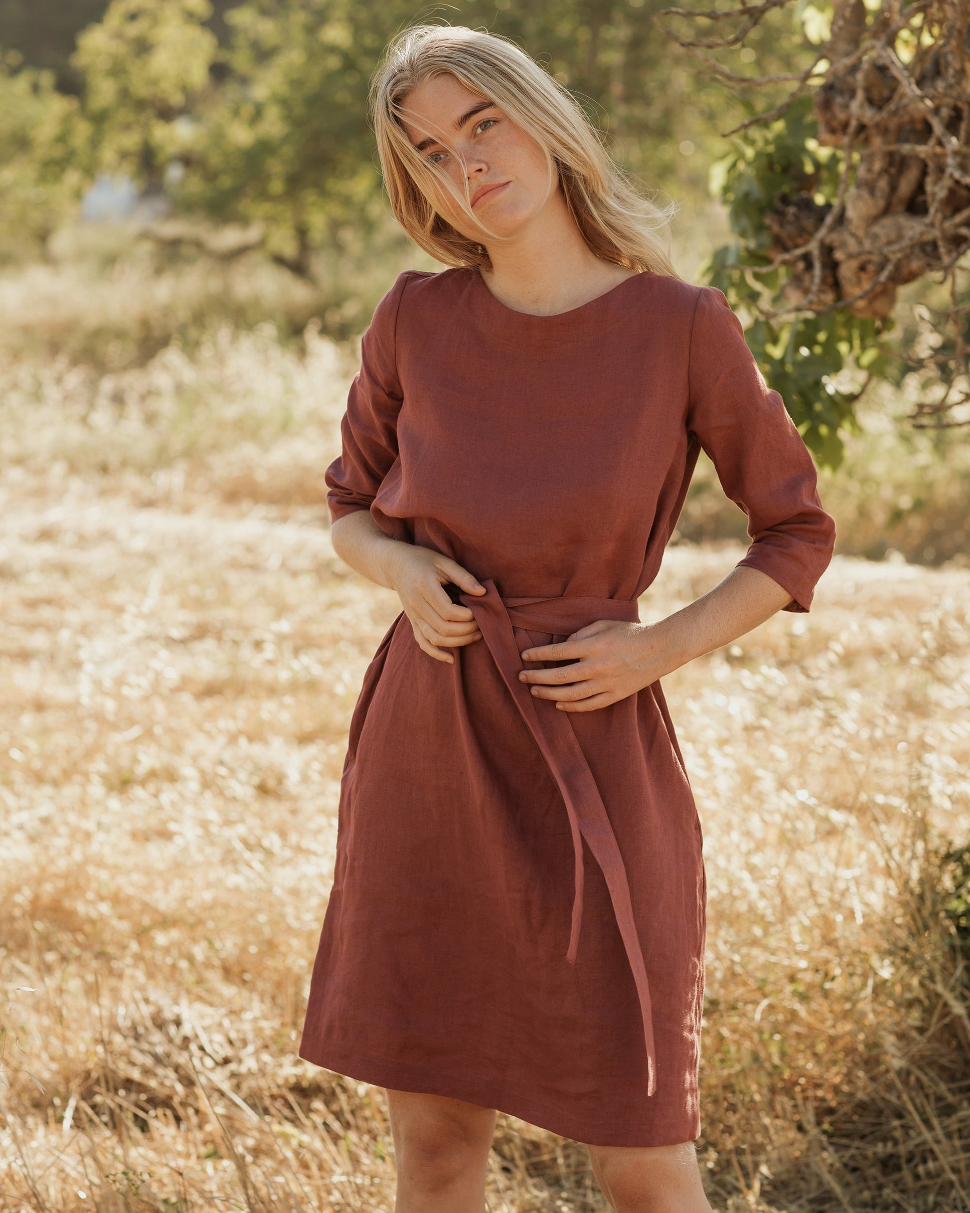 Midi linen dress SOLLER in Plum - MagicLinen