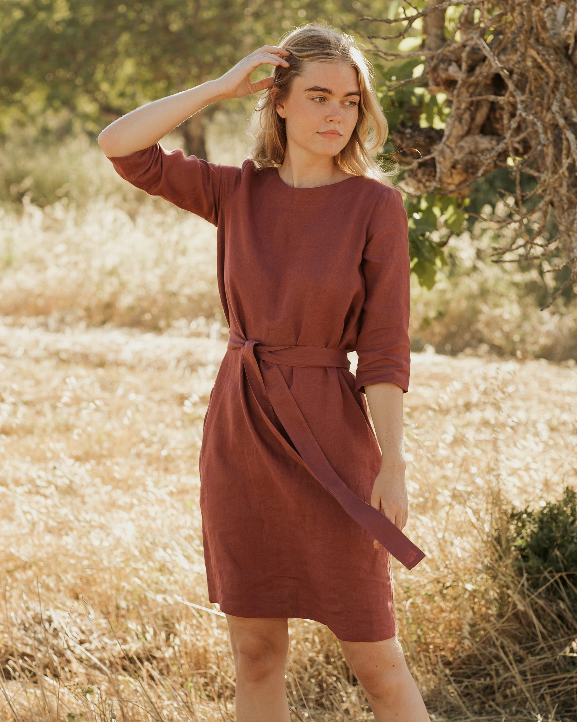 Midi linen dress SOLLER in Plum - MagicLinen