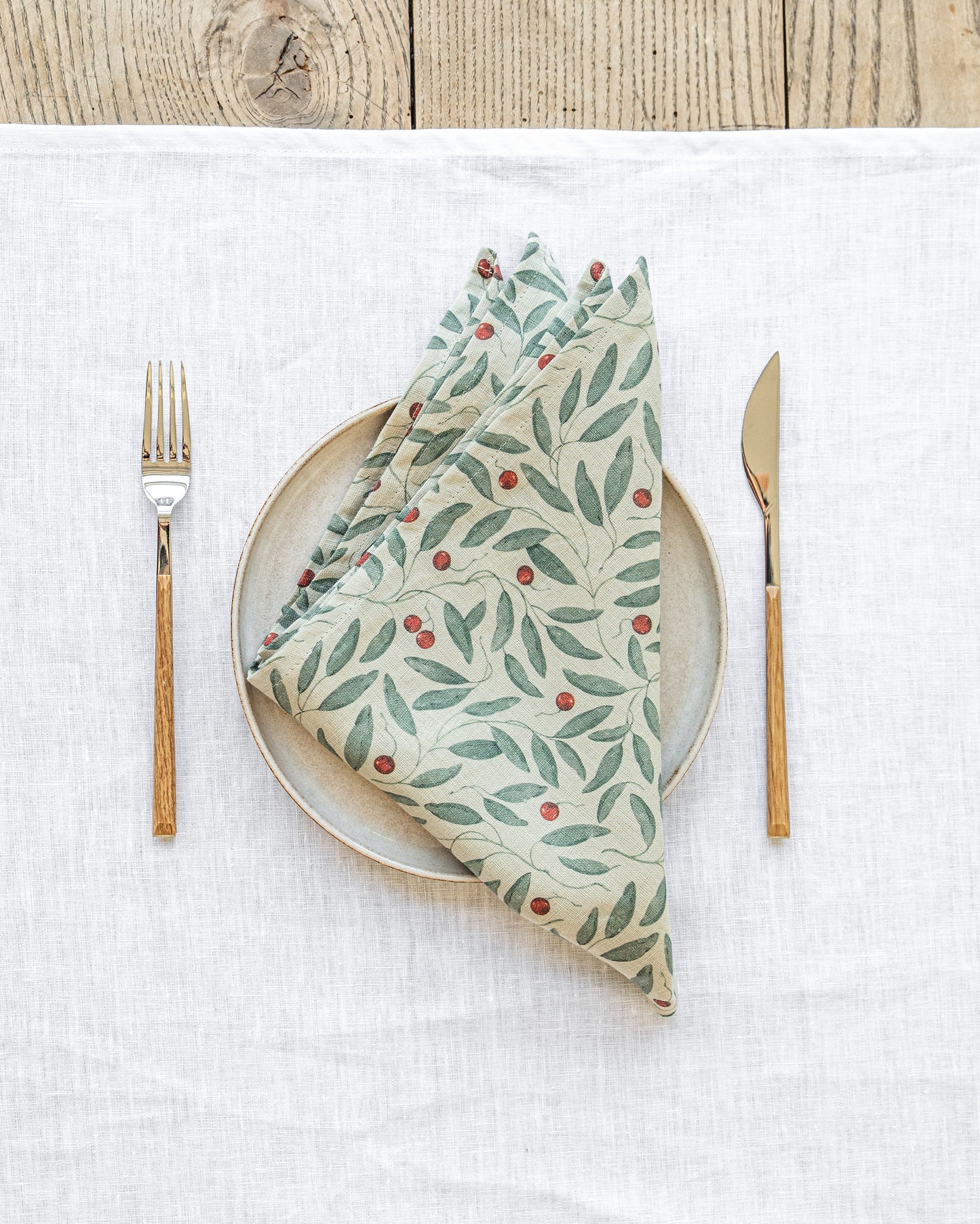 Mistletoe print linen napkin set of 2 - MagicLinen