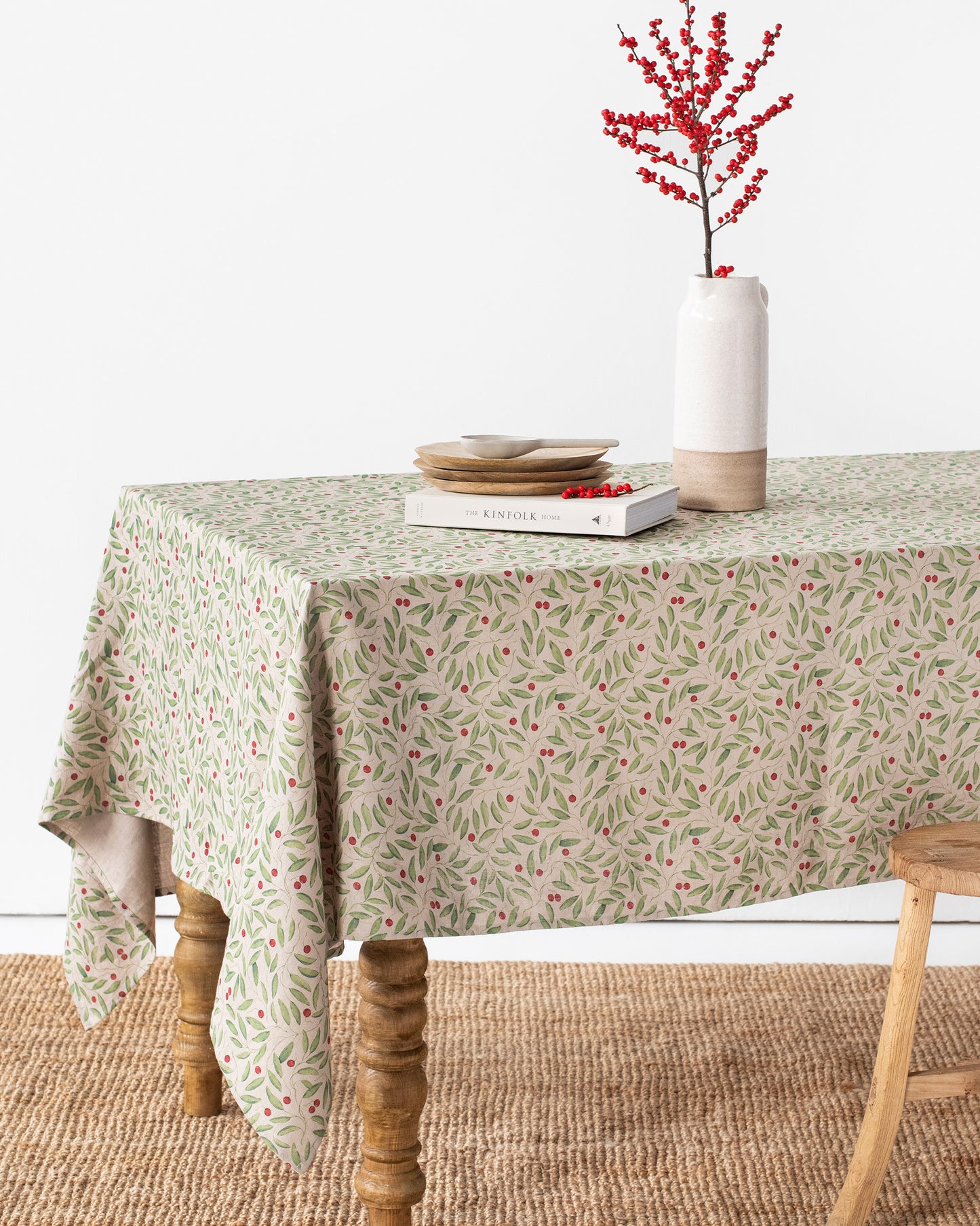 Mistletoe print linen tablecloth - MagicLinen
