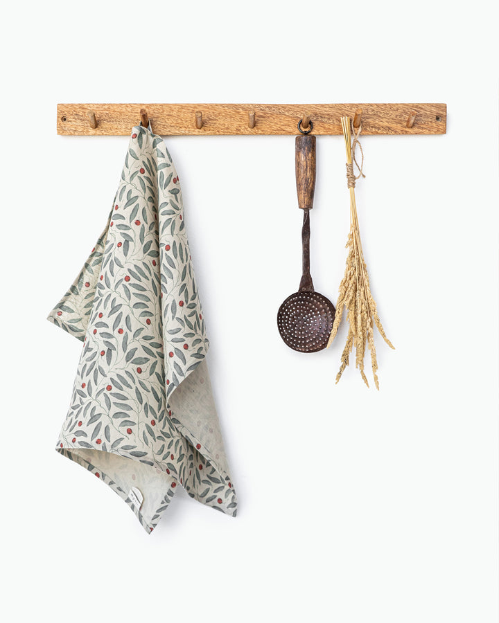 Linen tea towel in Mistletoe print - MagicLinen