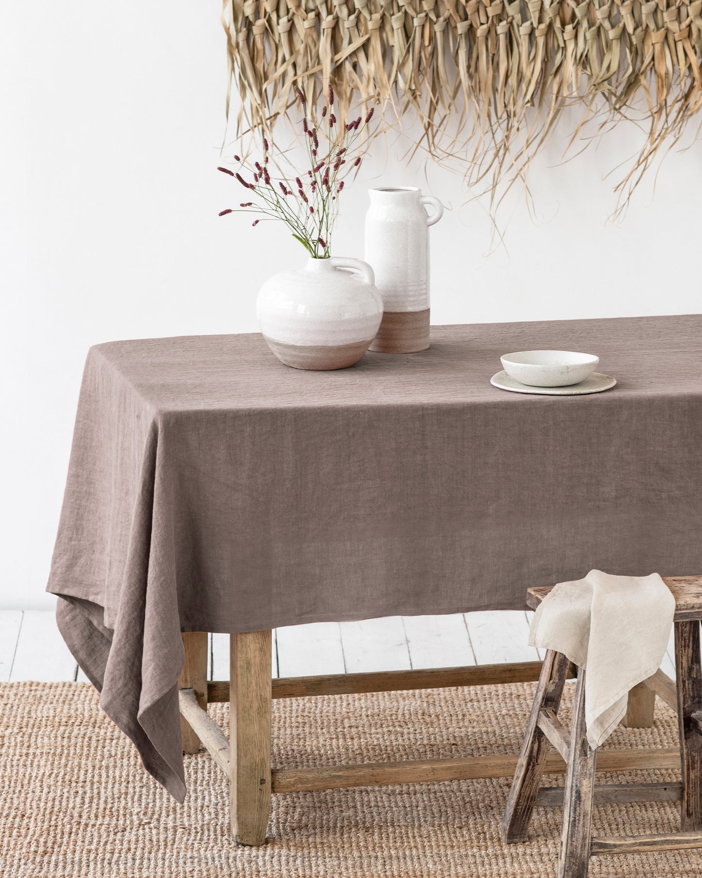 Tischdecke aus Leinen in Latte