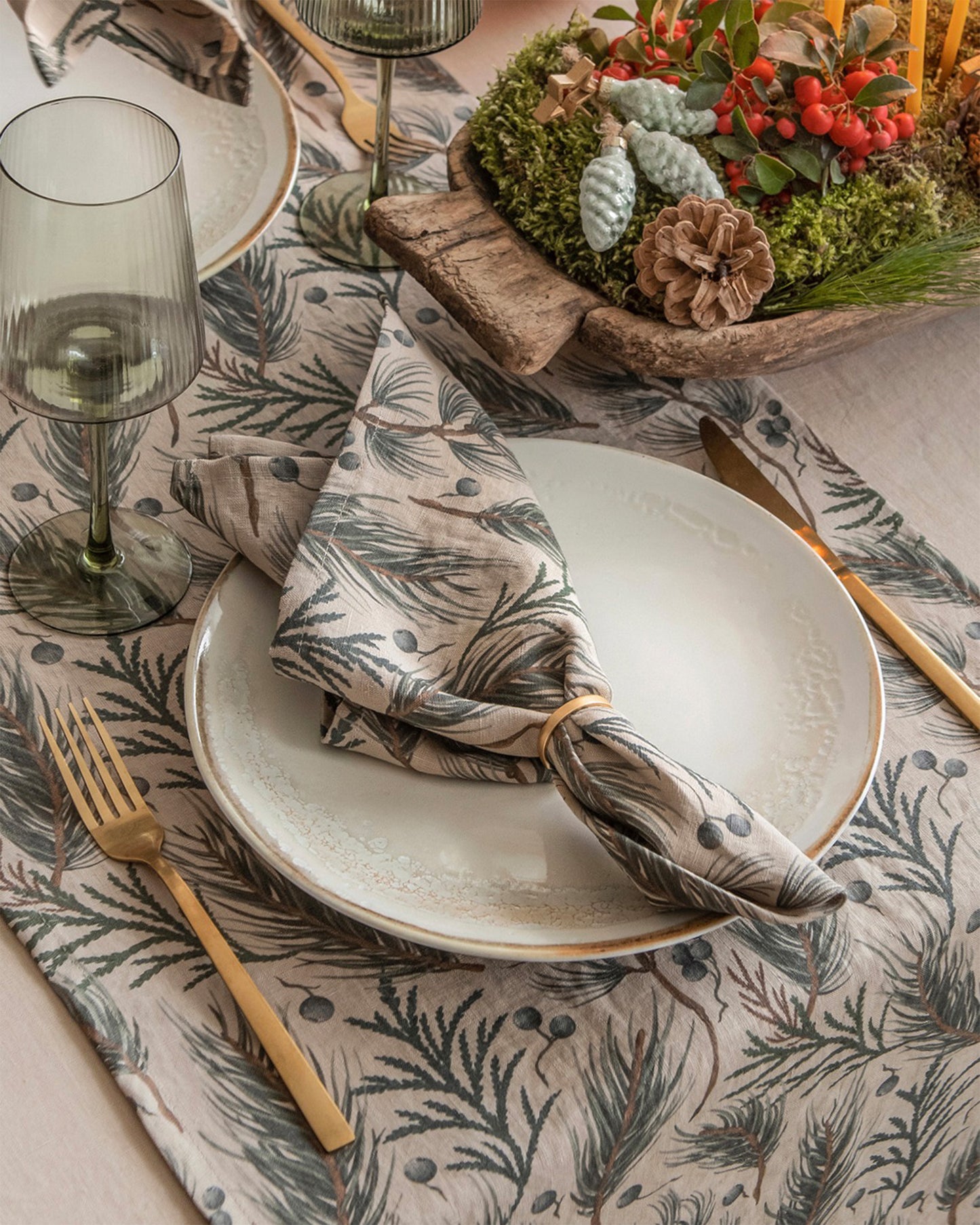 Linen napkin in Natural & Winter print