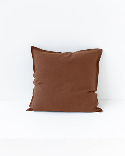 Pillow cover with buttons in Chocolate brown