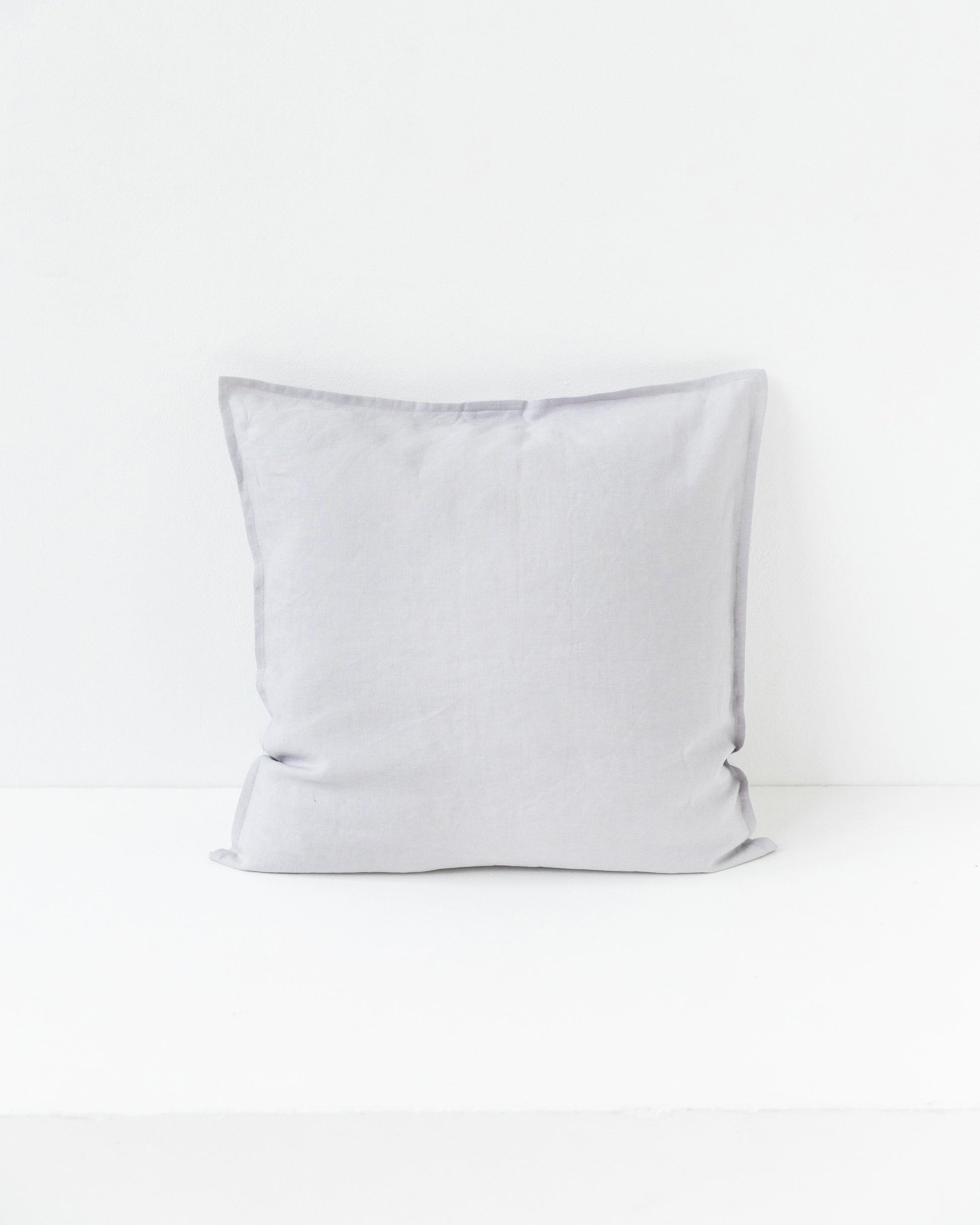 Deco Pillow Cover With Buttons in Light gray | MagicLinen