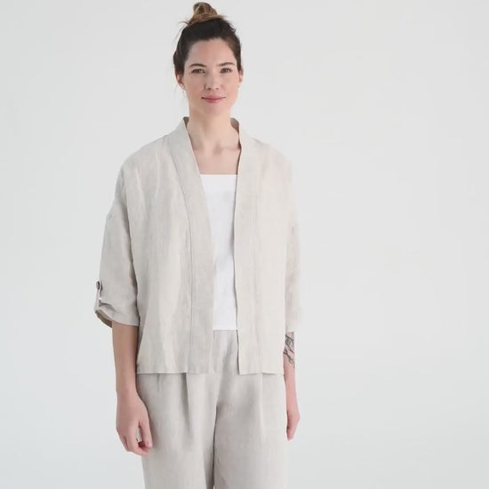 Linen kimono jacket BANOS in Various colors - MagicLinen modelBoxOn