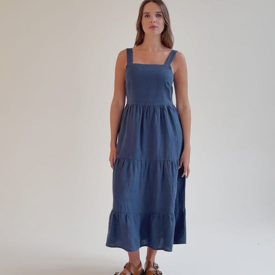 Linen tiered dress IRUYA in Deep navy blue | MagicLinen
