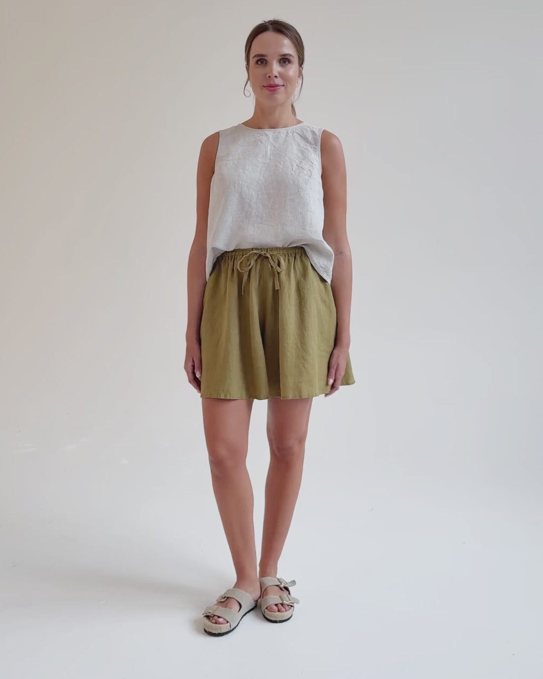 Flowy Linen Shorts RHINE in Khaki green | MagicLinen