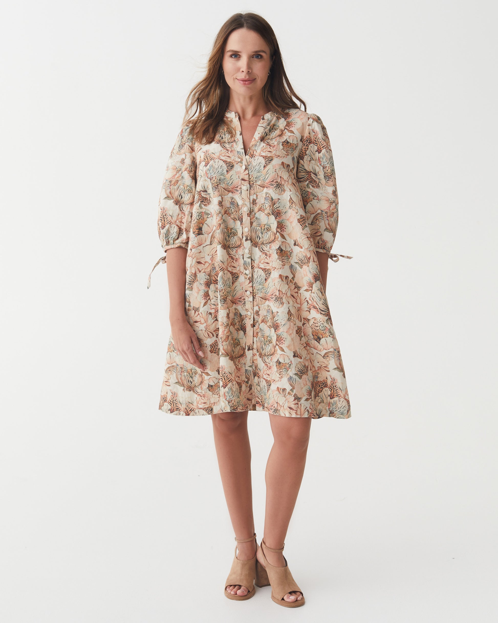 Puff Sleeve Linen Dress VILNIUS in Wilderness Bloom | MagicLinen modelBoxOn