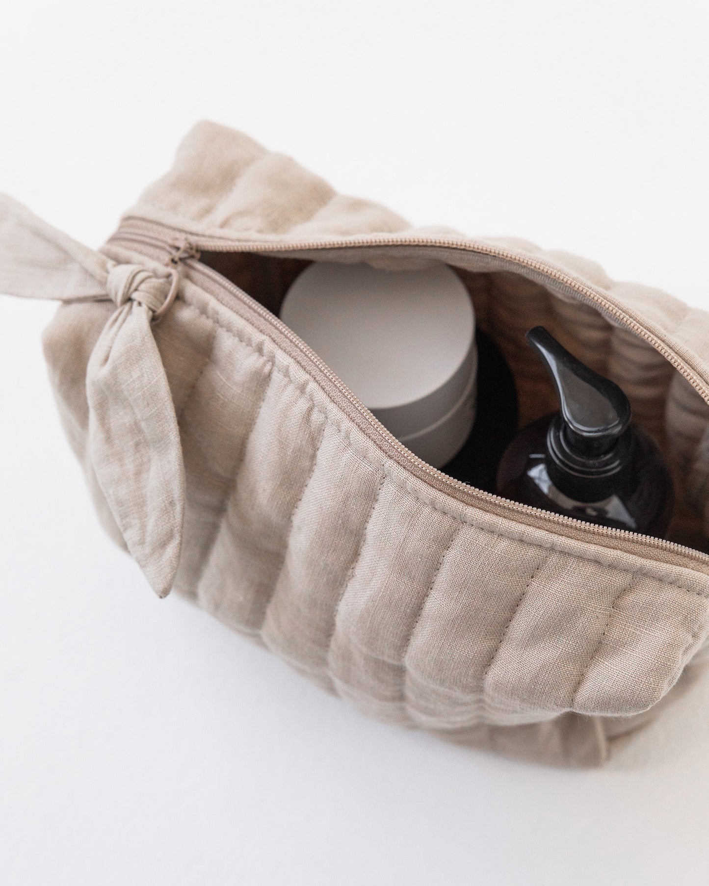 Linen quilted cosmetics bag in Natural - MagicLinen