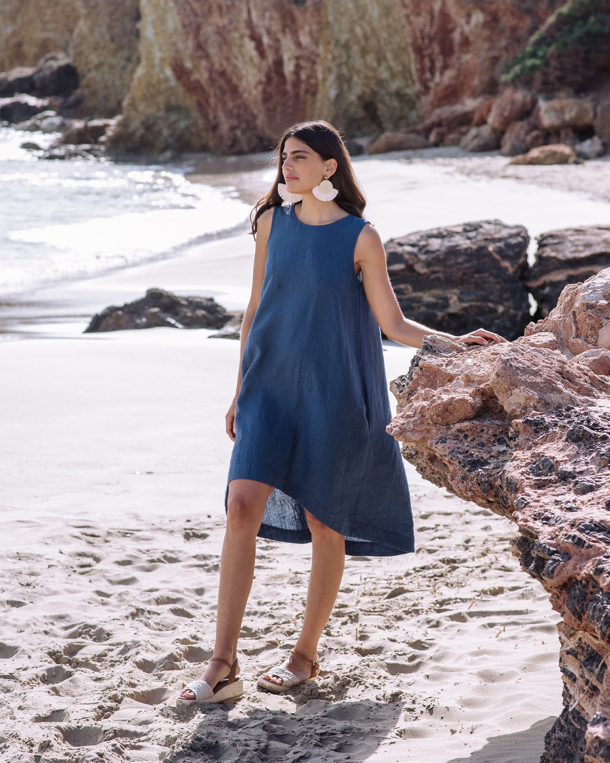 Royal Toscana Linen Dress in Deep navy blue | MagicLinen S Royal Toscana Linen Dress in Deep navy blue | MagicLinen S