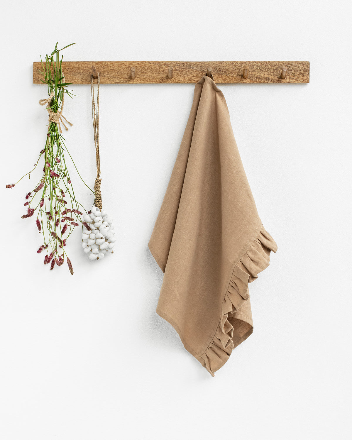 Ruffle trim linen tea towel Latte