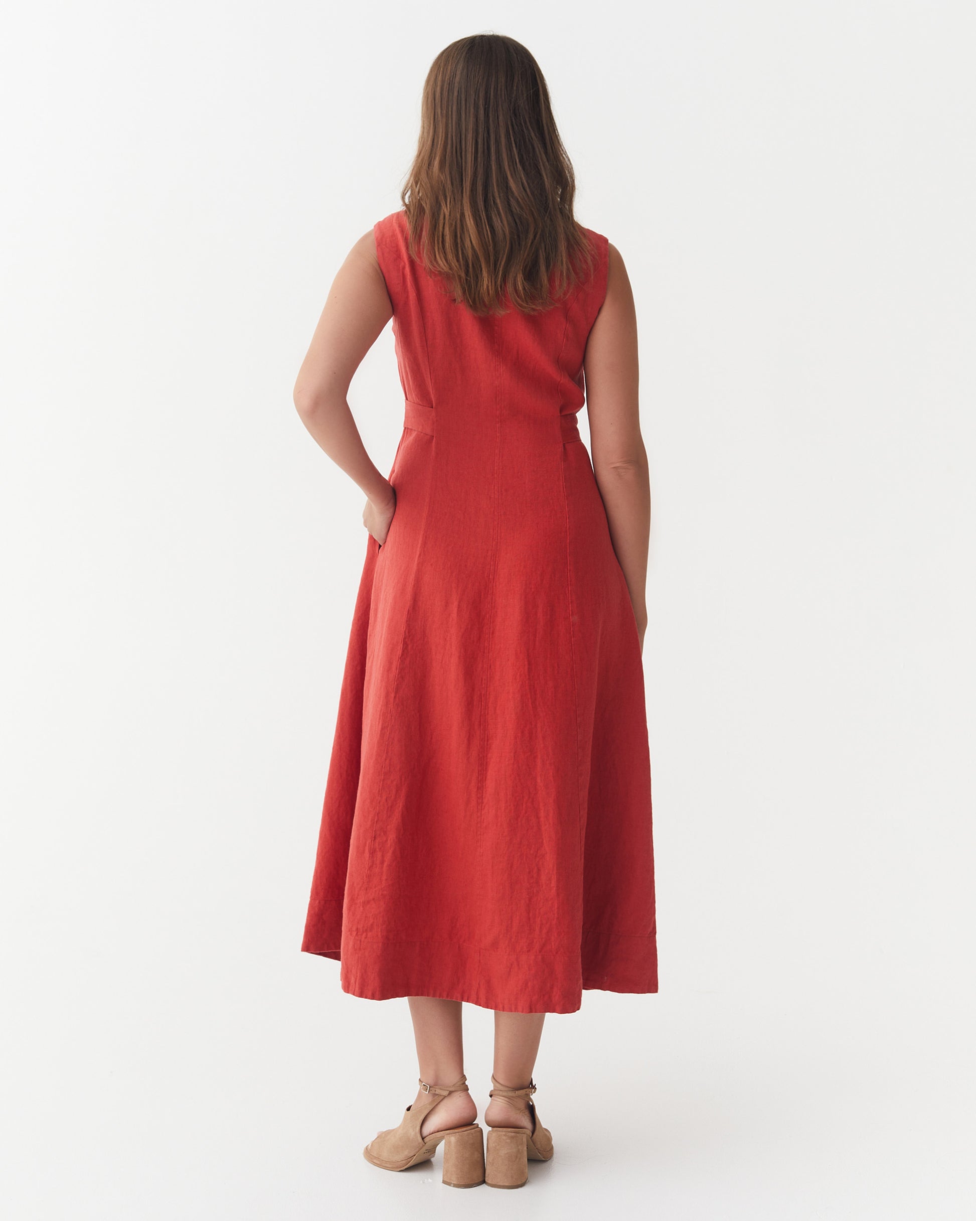 Sleeveless Linen Dress ACADIA in Aurora red | MagicLinen