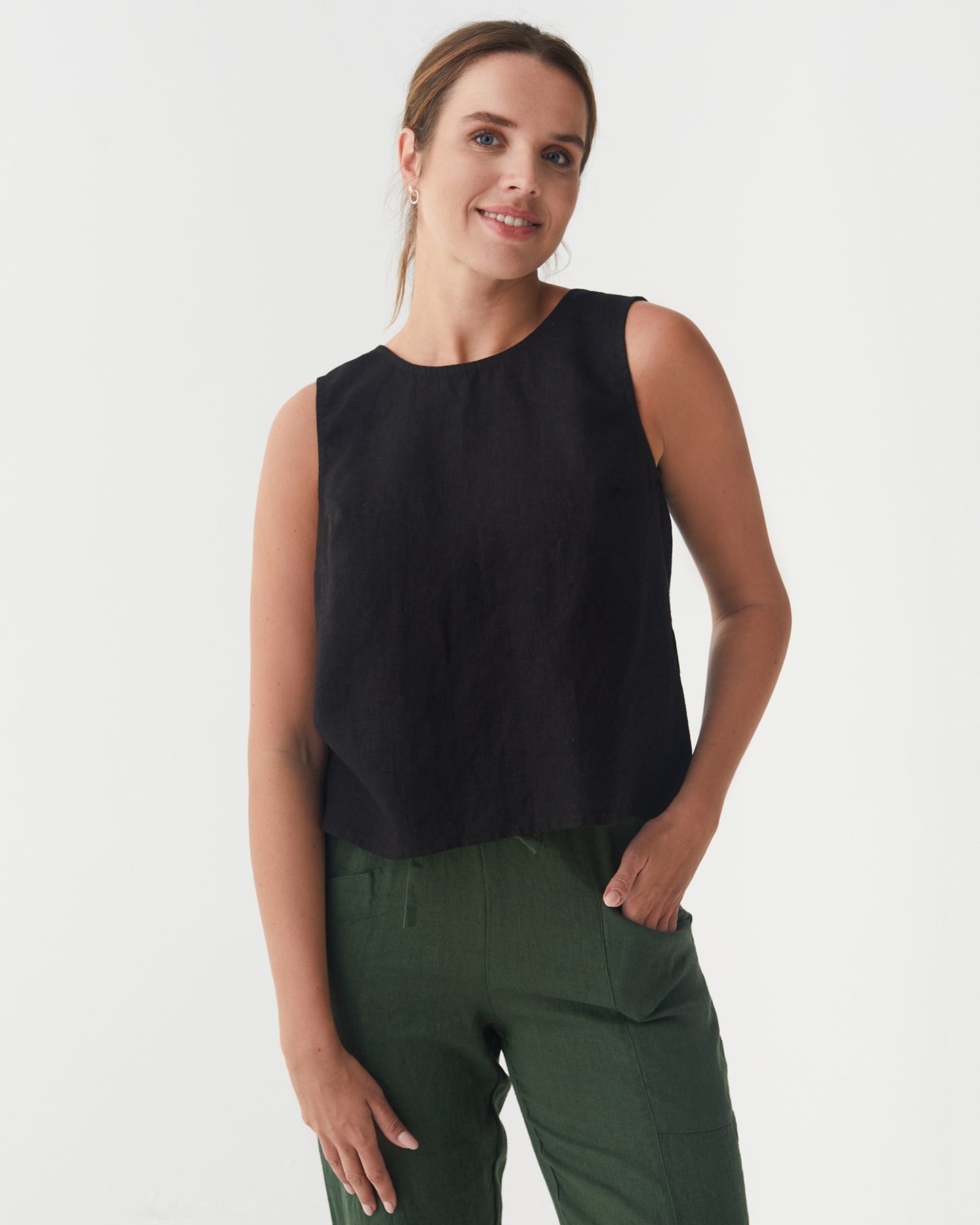 Split Back Linen Top TONGA in Black | MagicLinen modelBoxOn