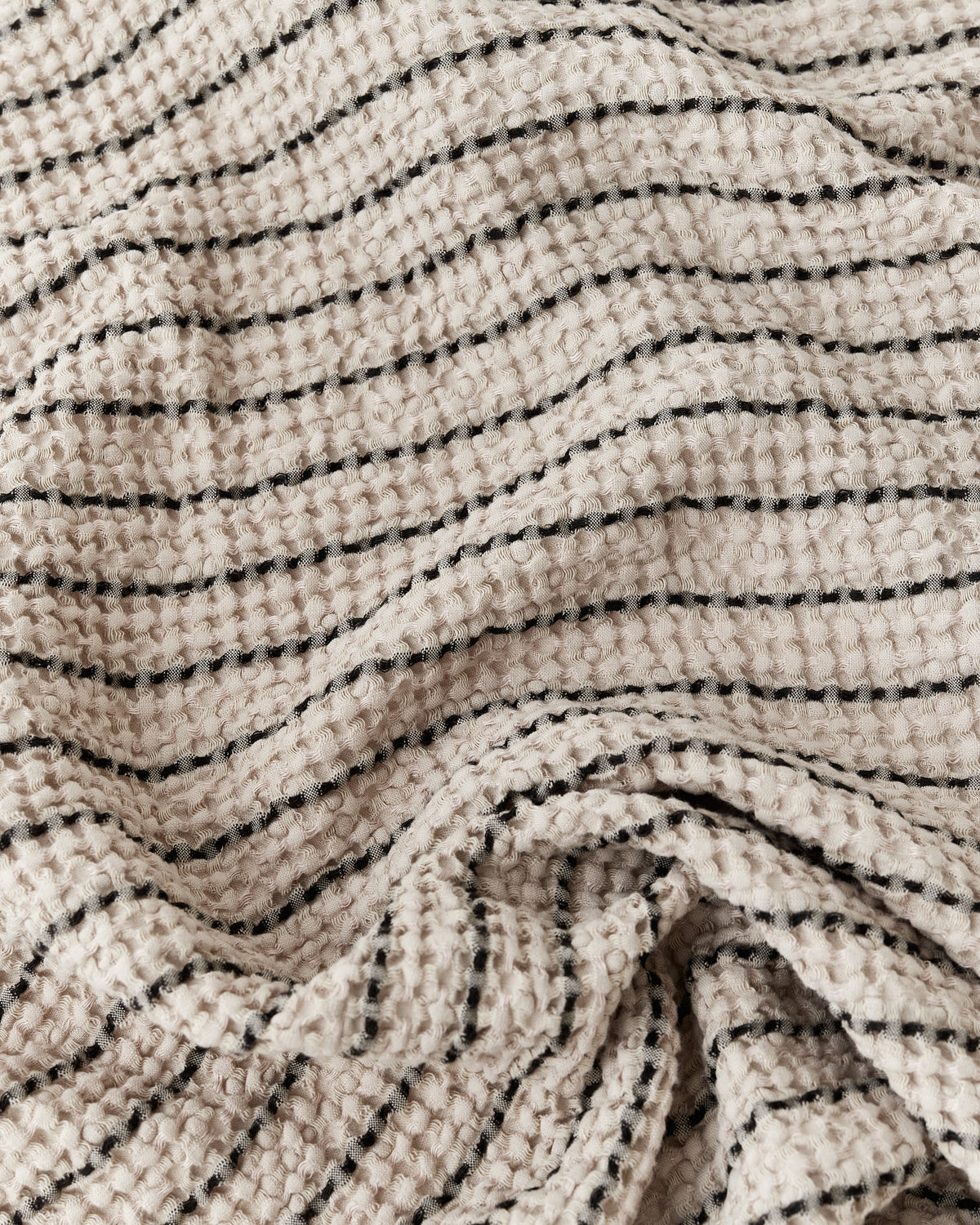 Women's waffle robe in Thin striped