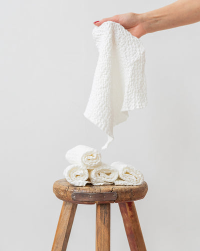 White Waffle face cloth set of 5 | MagicLinen