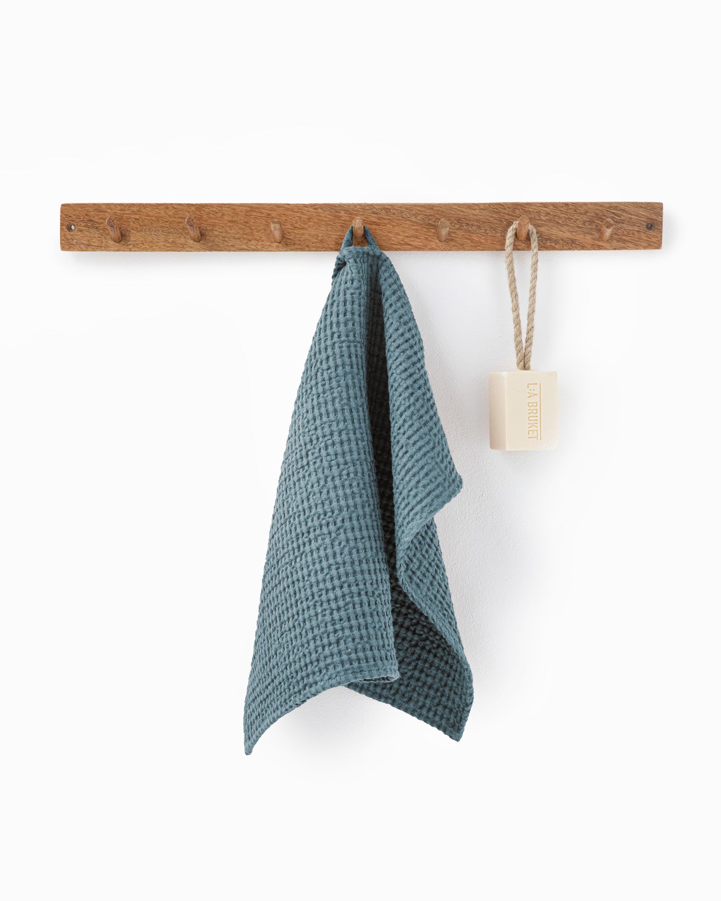 Waffle Face Towel in Gray Blue - MagicLinen