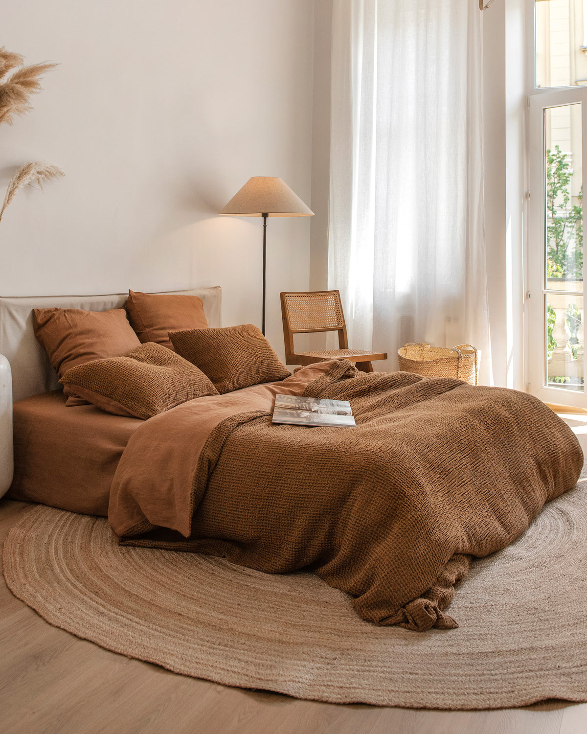 Reversible Waffle & Linen Duvet Cover Set in Cinnamon (3 pcs)