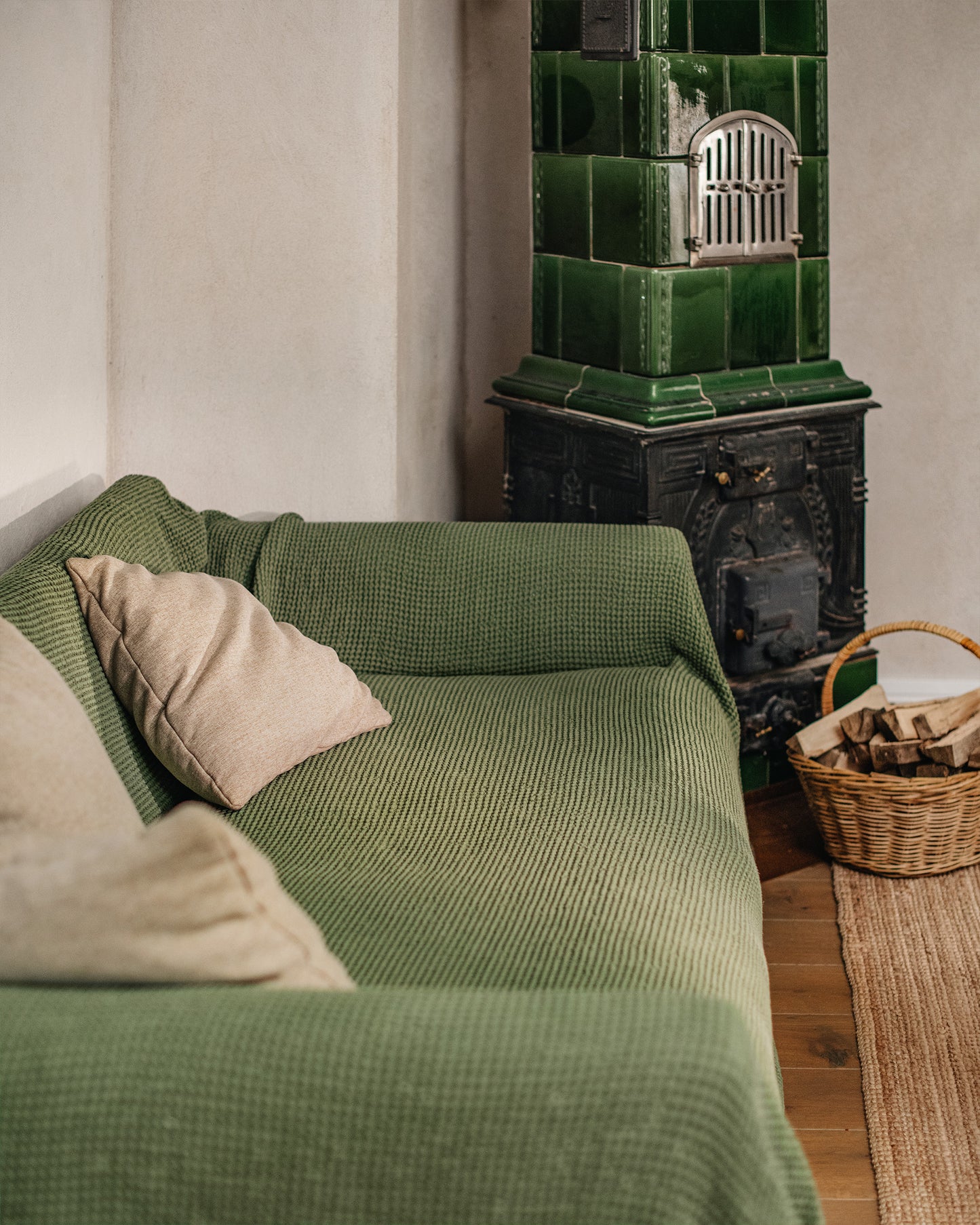Waffle linen couch cover in Forest green