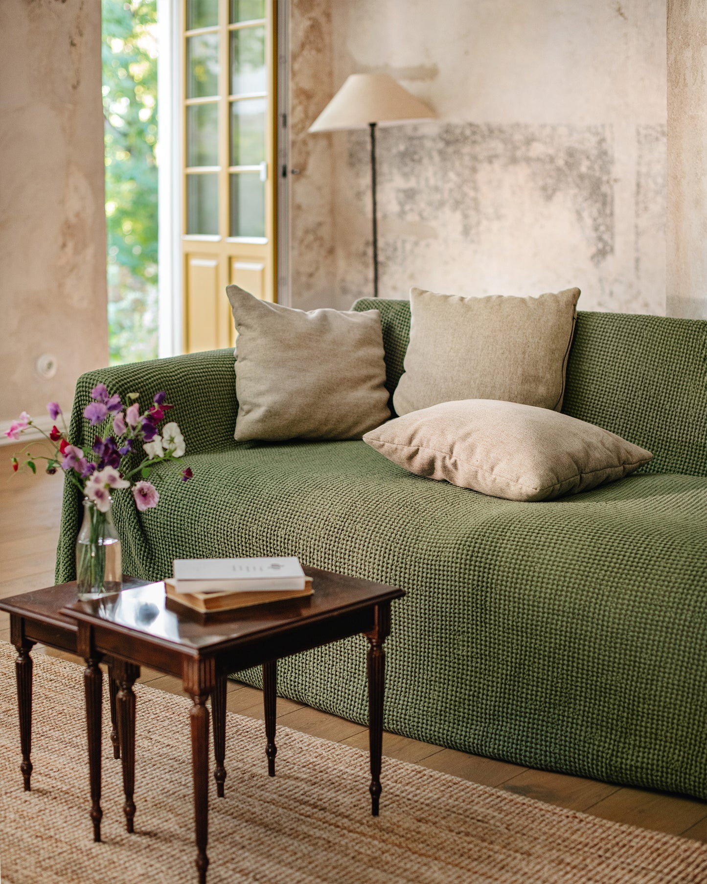 Waffle linen couch cover in Forest green