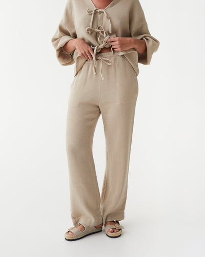 Waffle sweatpants GASPE in Natural | MagicLinen modelBoxOn