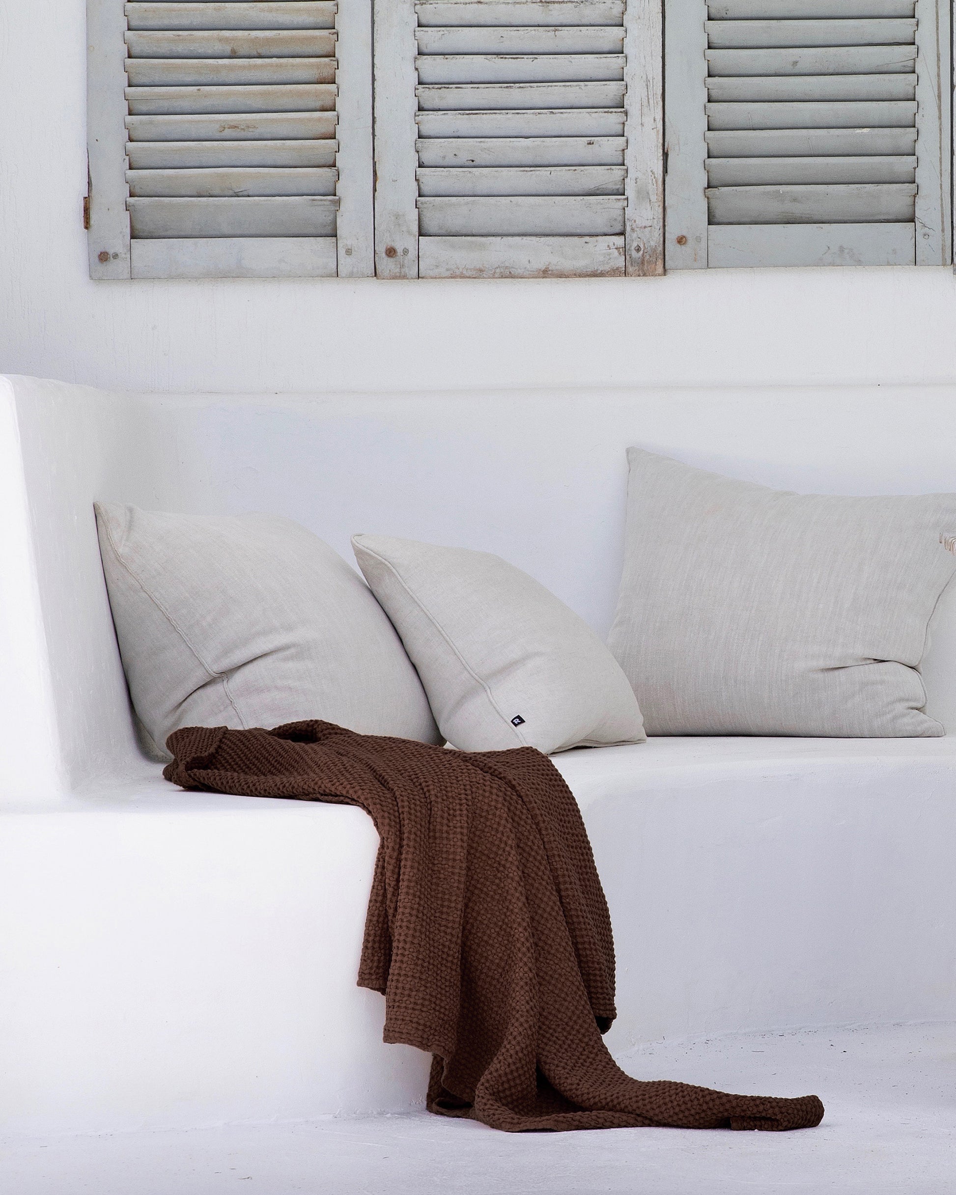Dark chocolate Linen Towel | MagicLinen