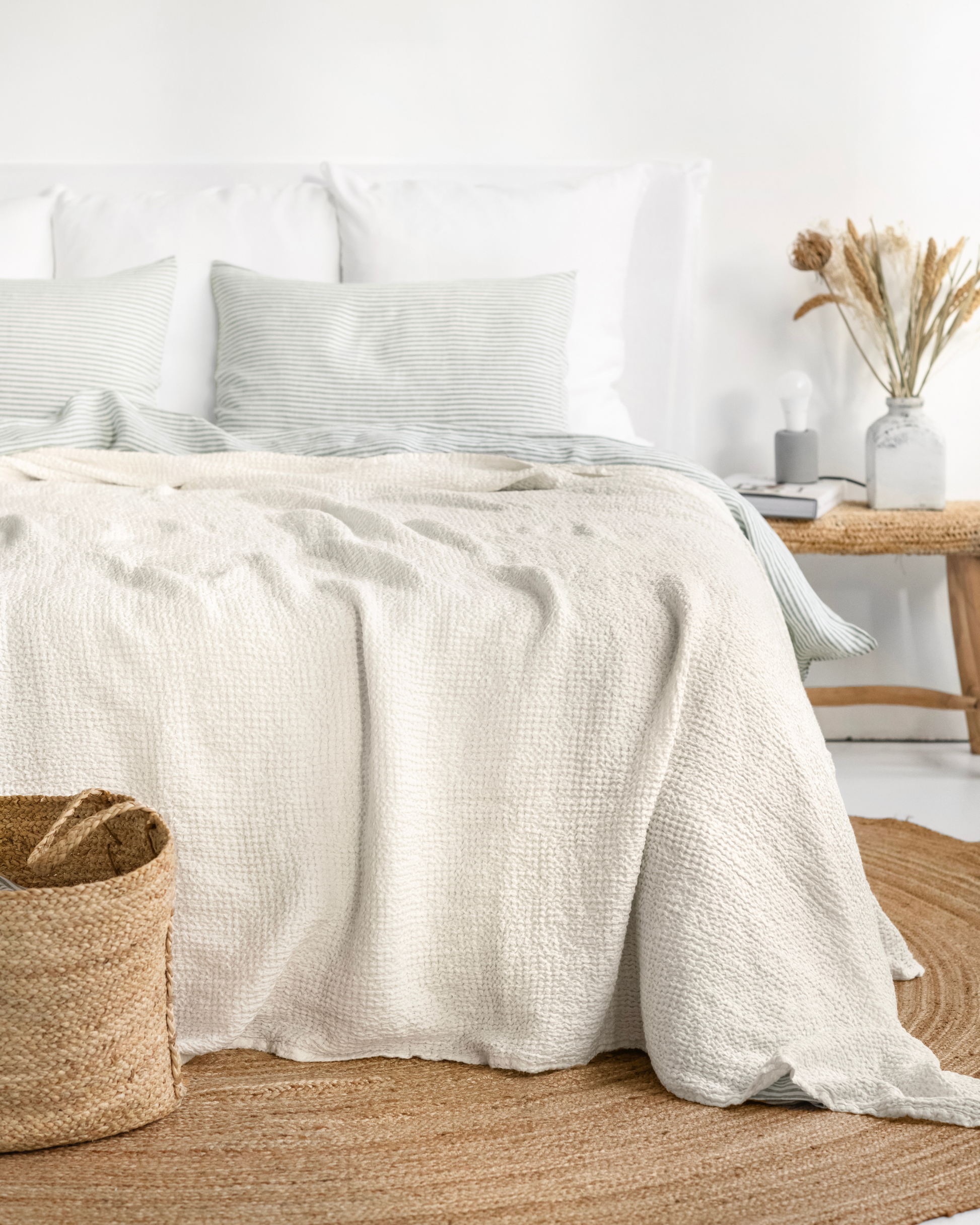 White Waffle Blanket | MagicLinen