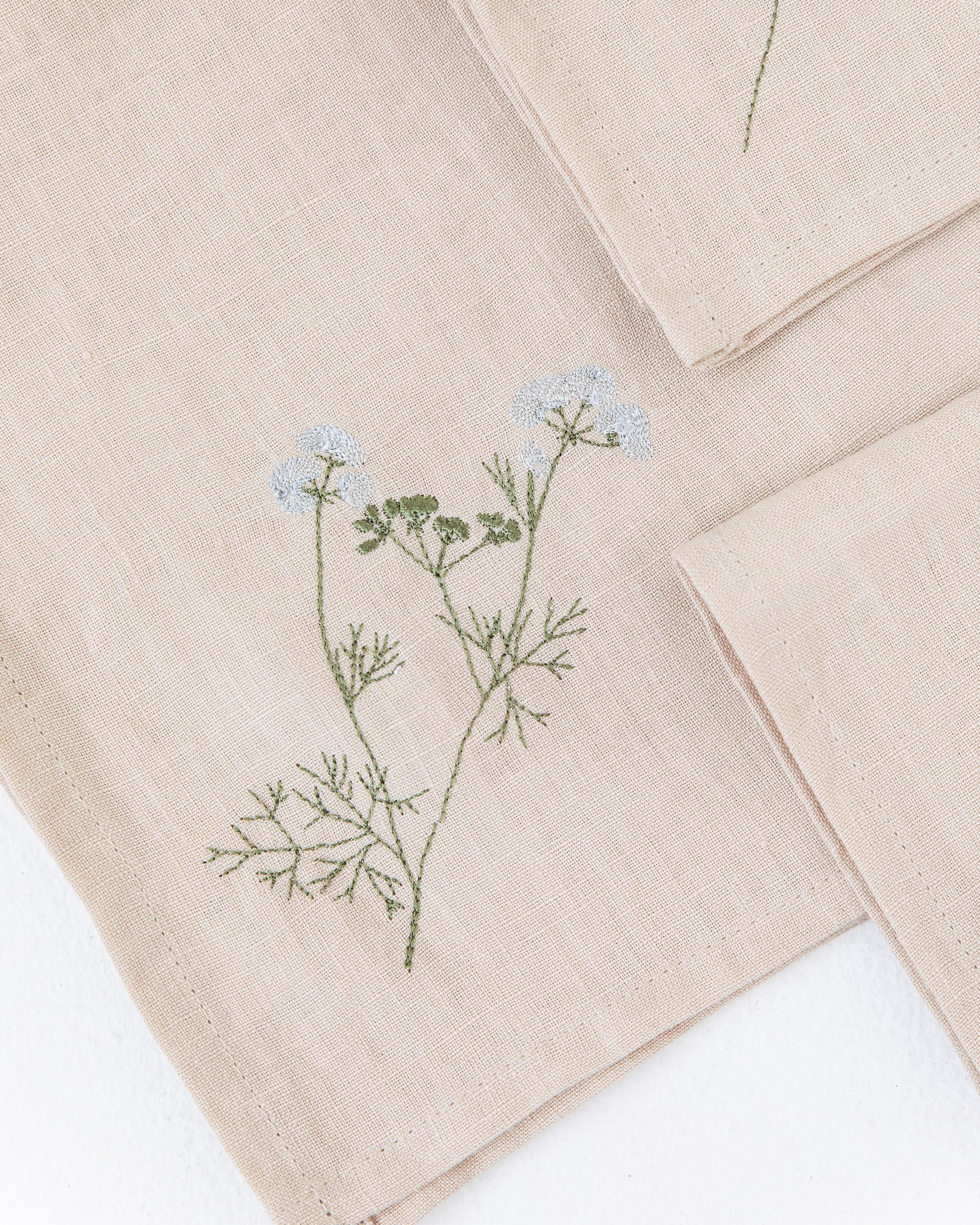 Wildflower embroidered linen napkin set of 4 | MagicLinen