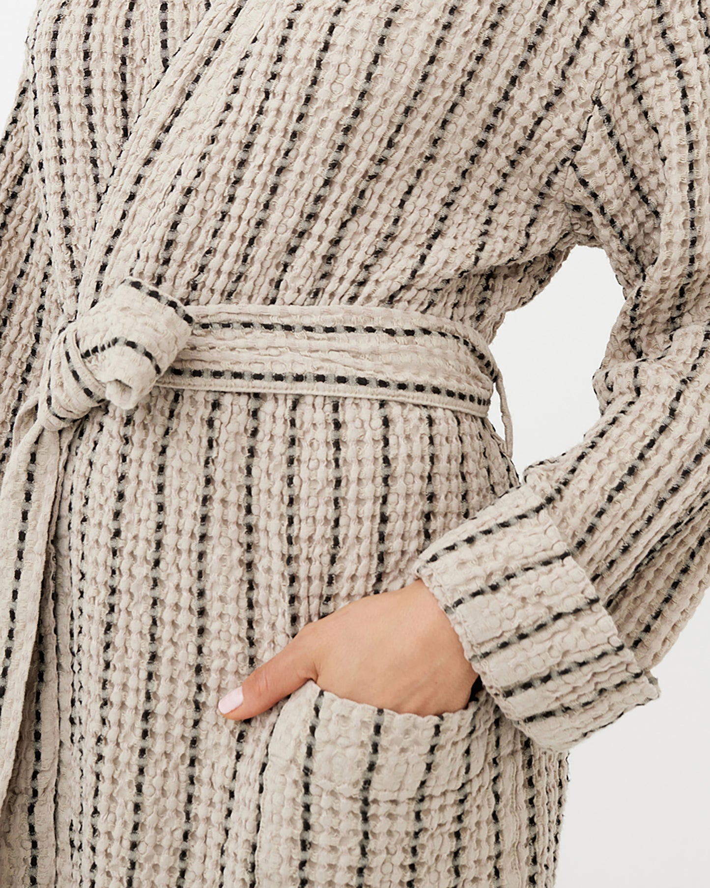 Women's waffle robe in Thin striped