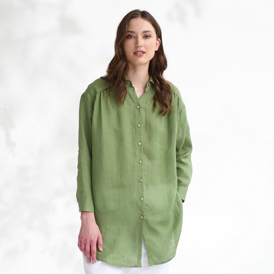 Linen shirt SAUSALITO in forest green - MagicLinen