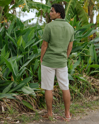 Short-sleeved breezy men's linen shirt HAWI in Forest green - MagicLinen