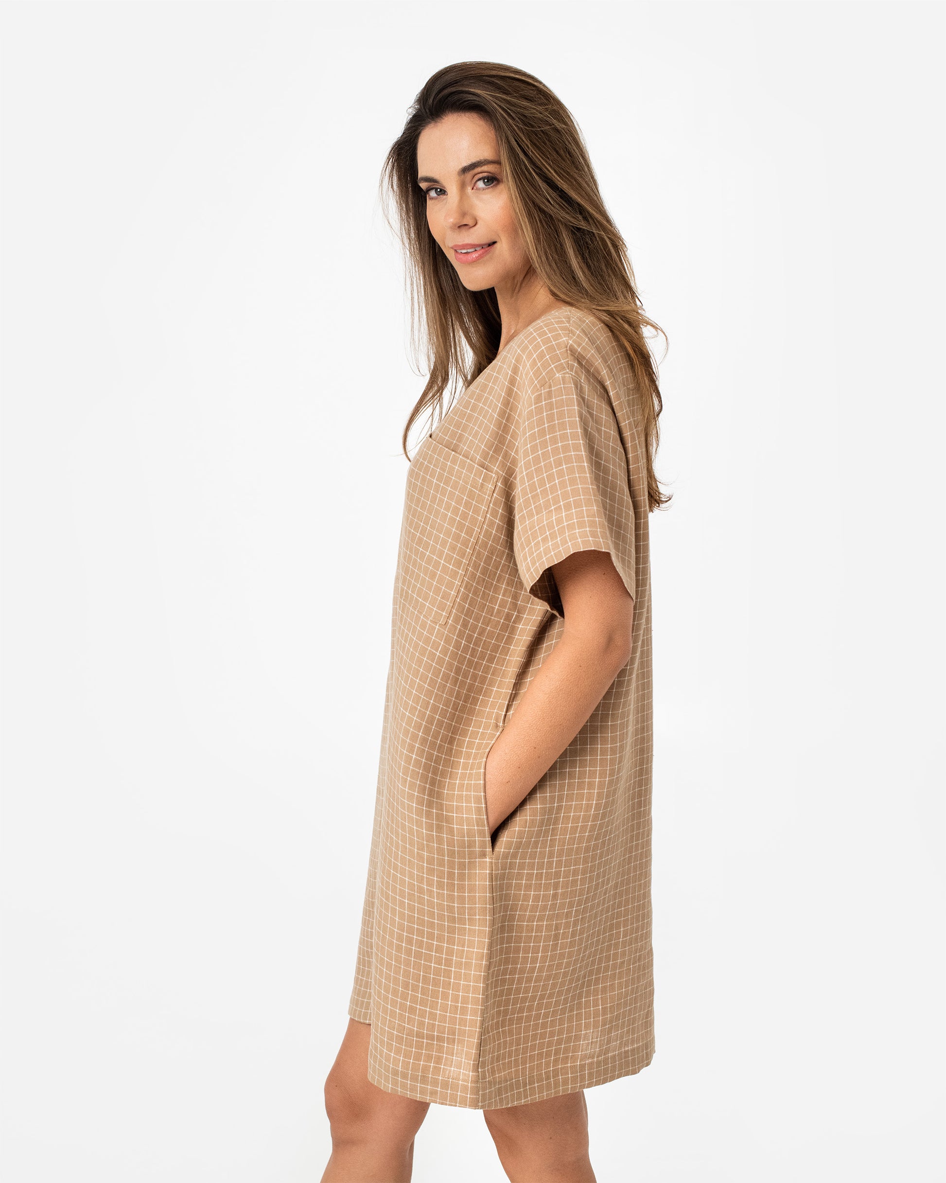 T-shirt linen dress MIJAS in Brown windowpane - MagicLinen