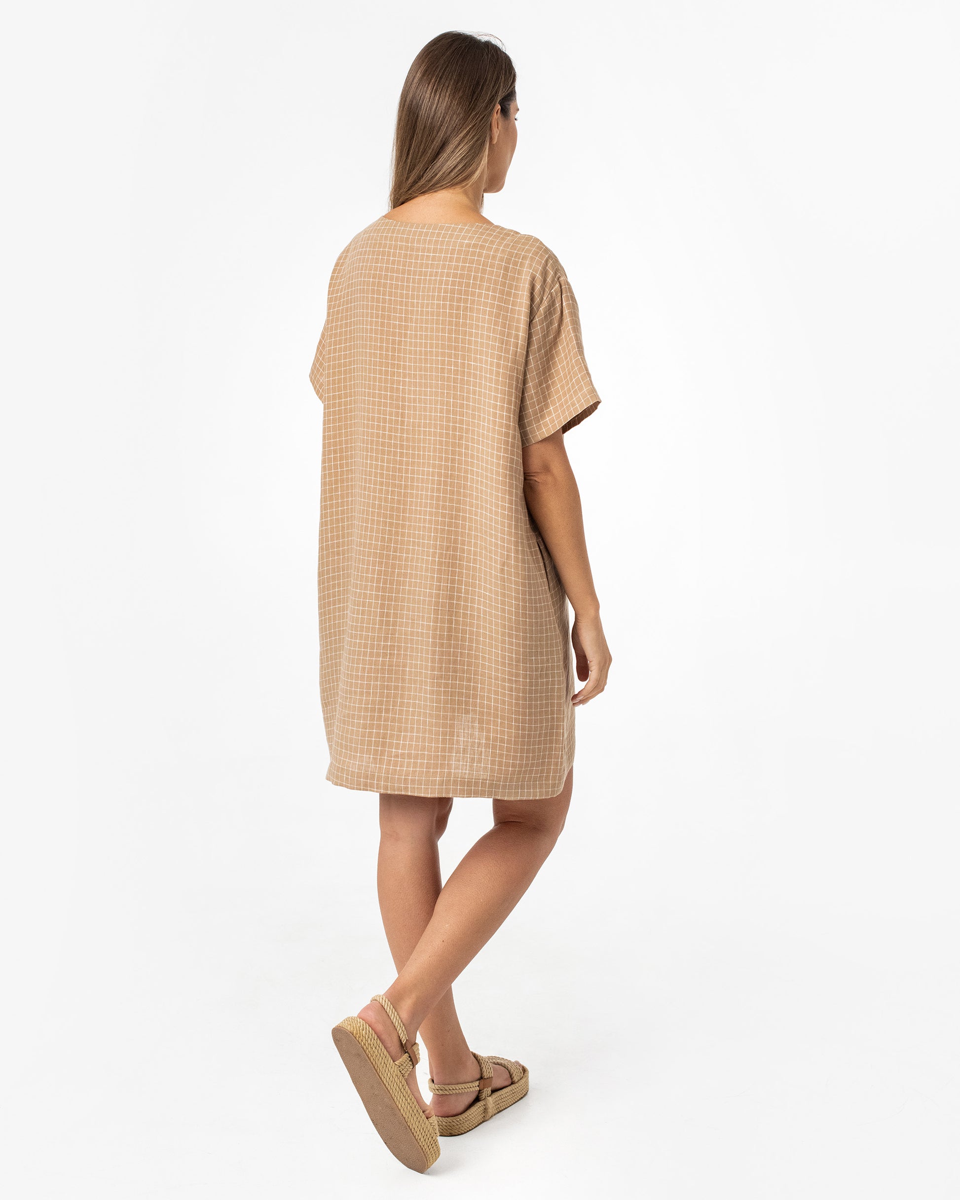 T-shirt linen dress MIJAS in Brown windowpane - MagicLinen