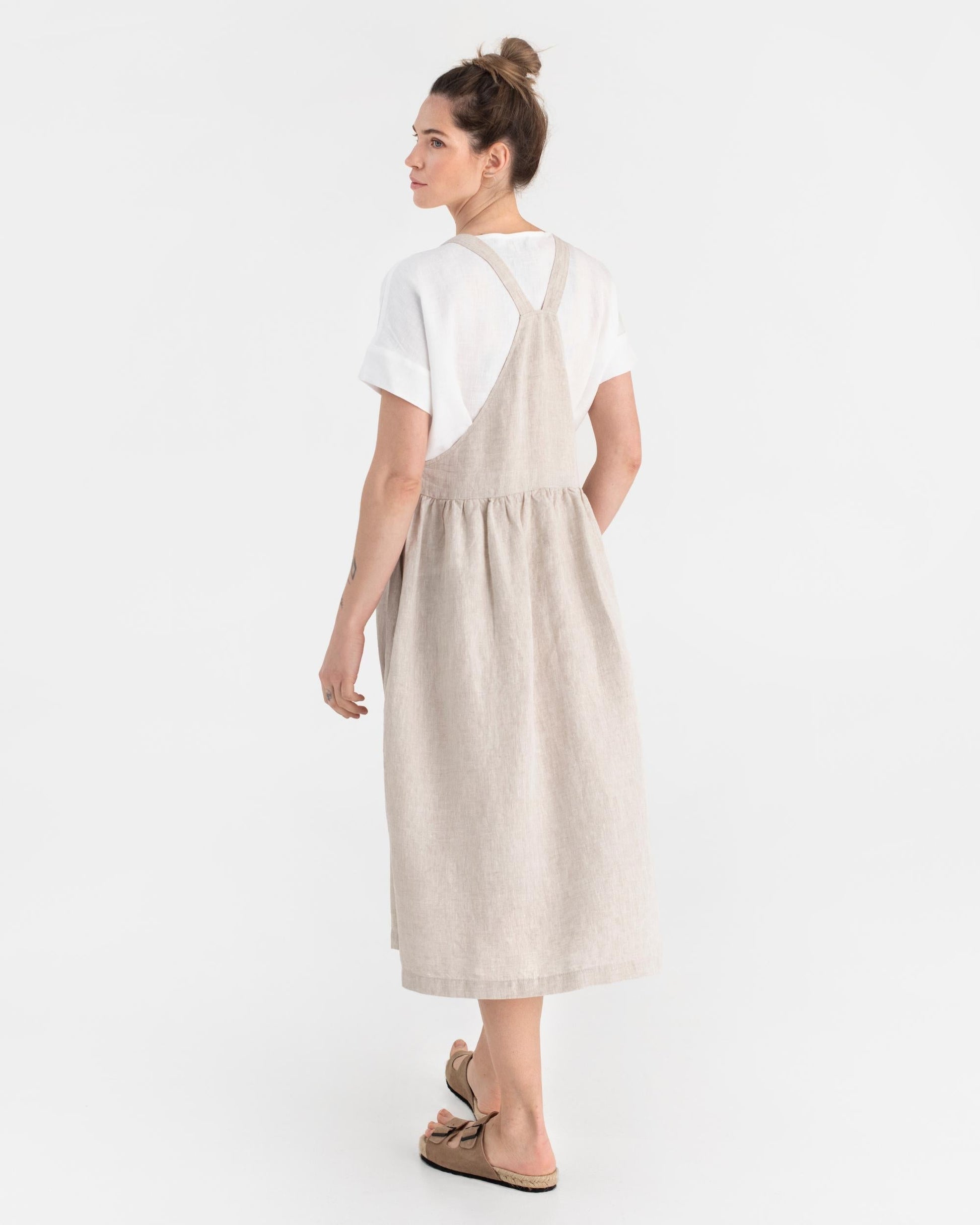 Pinafore linen dress MONTANA in Natural melange | MagicLinen XL Pinafore linen dress MONTANA in Natural melange | MagicLinen XL