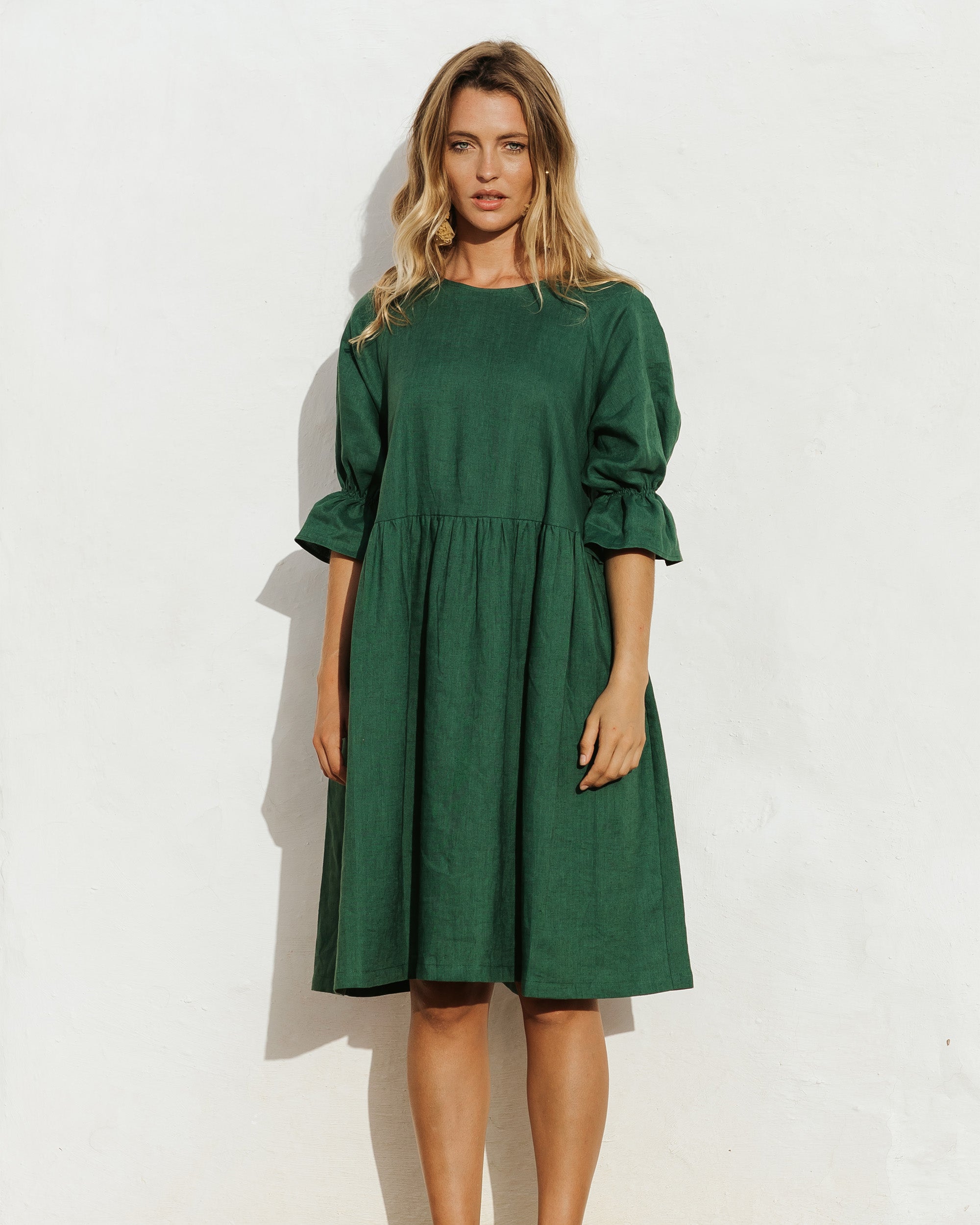 Voluminous Linen Dress NERJA in Green | MagicLinen