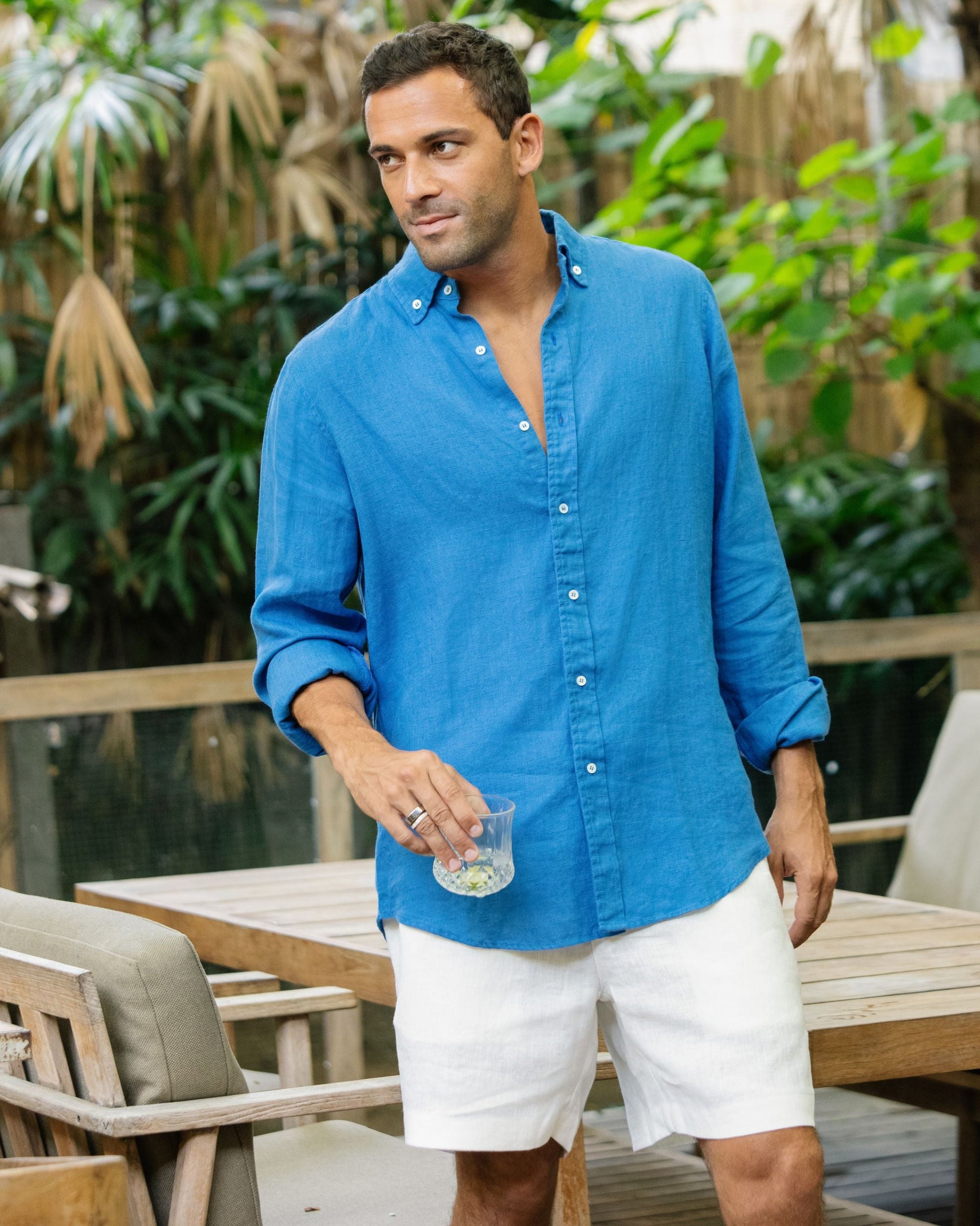 Classic men's linen shirt SINTRA in Cobalt blue | MagicLinen S Classic men's linen shirt SINTRA in Cobalt blue | MagicLinen S
