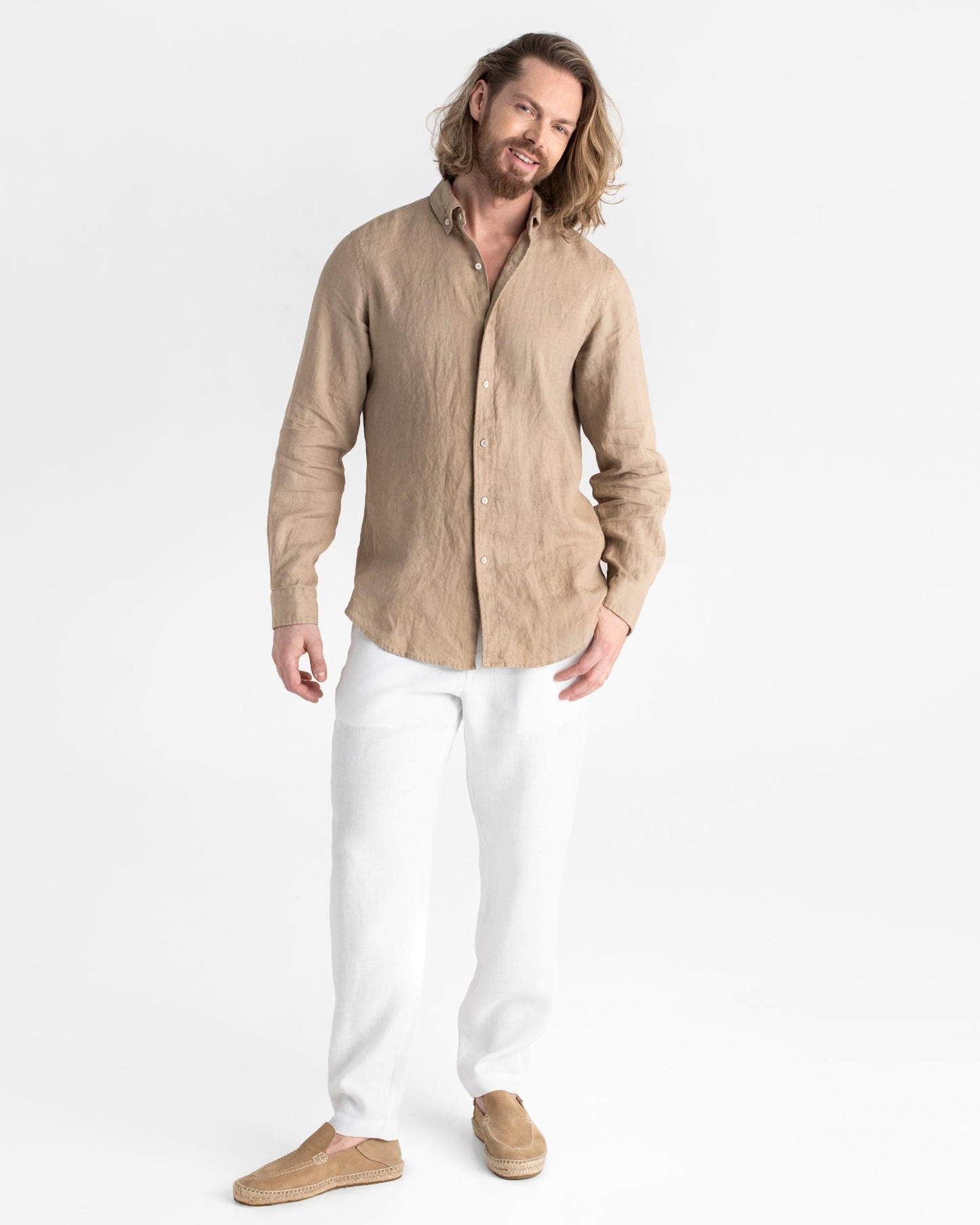Classic men's linen shirt SINTRA in Wheat - MagicLinen modelBoxOn