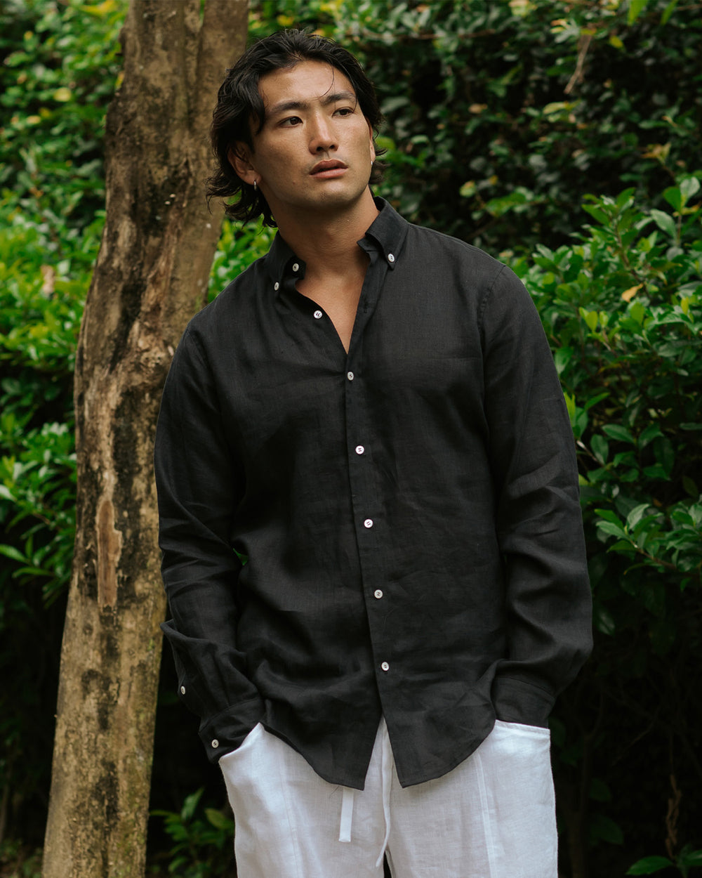 Men's Classic Linen Shirt WENGEN in Black | MagicLinen Men's Classic Linen Shirt WENGEN in Black | MagicLinen