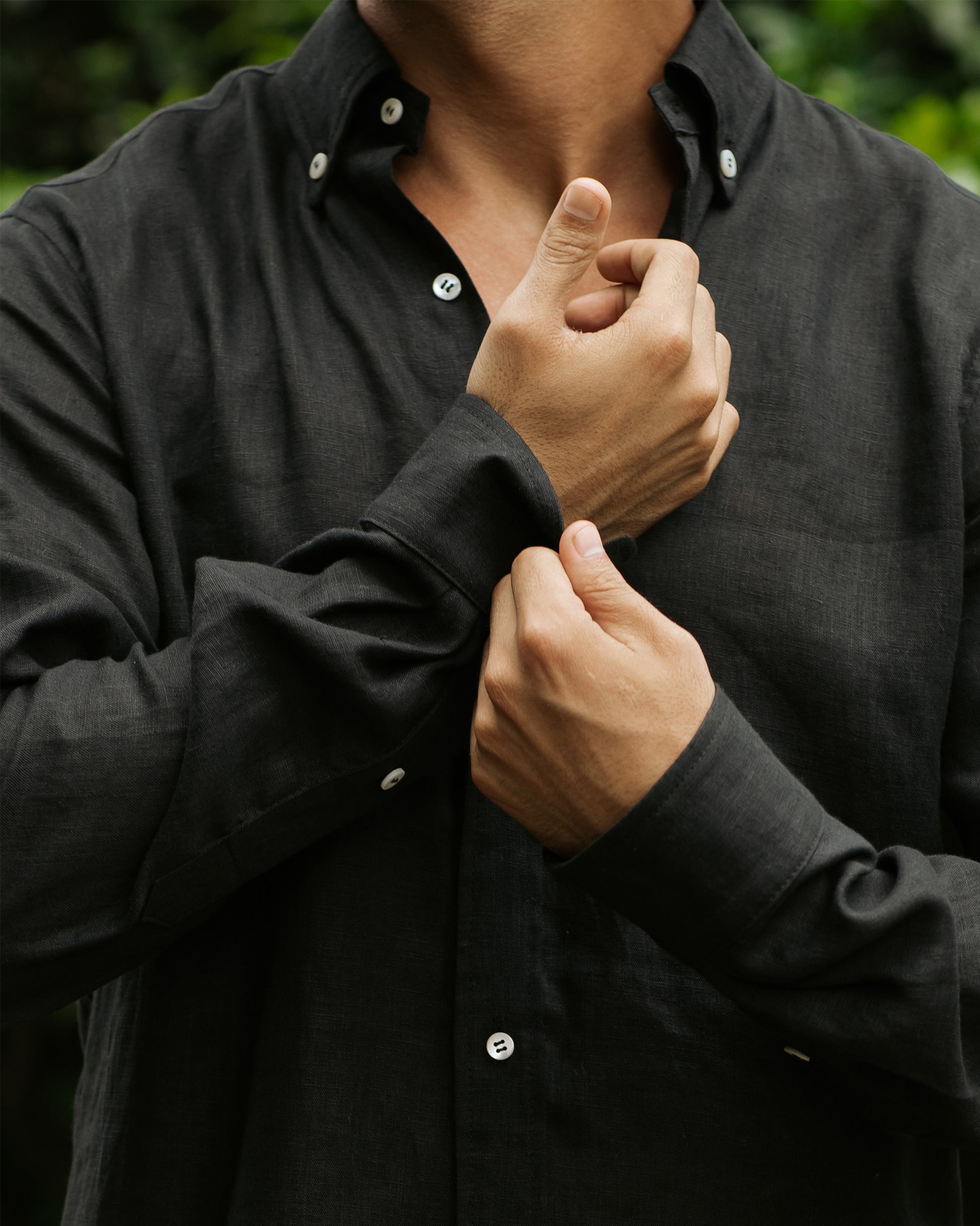 Men's Classic Linen Shirt WENGEN in Black | MagicLinen Men's Classic Linen Shirt WENGEN in Black | MagicLinen