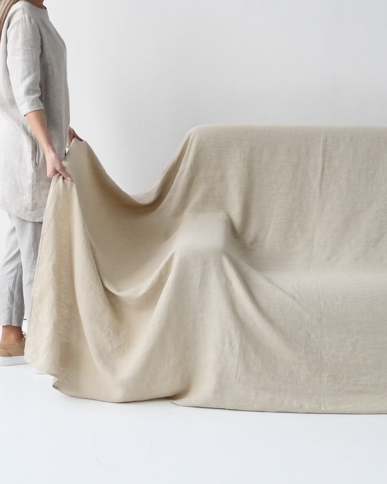 Linen couch cover in Natural - MagicLinen