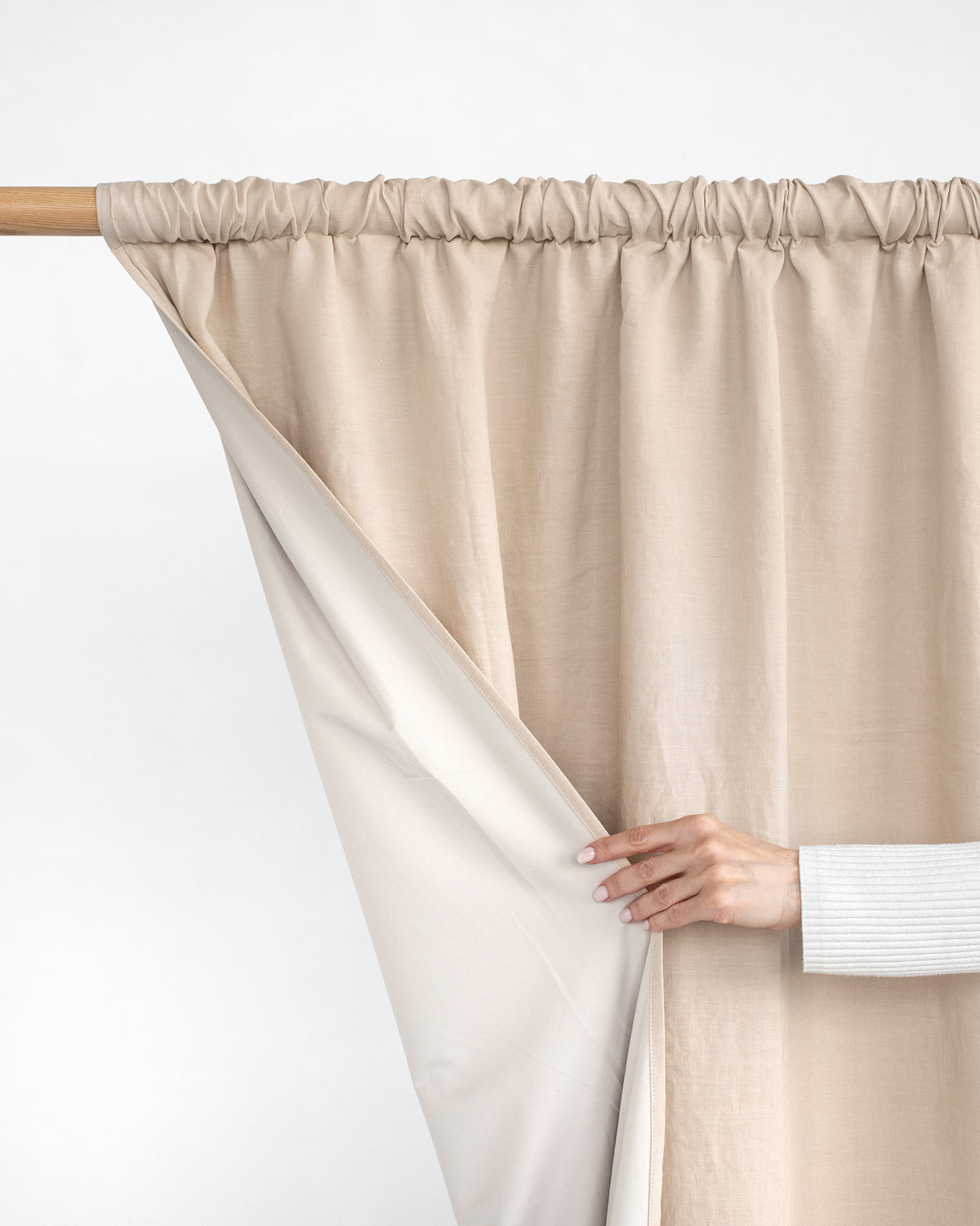 MagicLinen Blackout linen curtain panel (1 pcs) in Natural linen - 53x64" / 135x163 cm