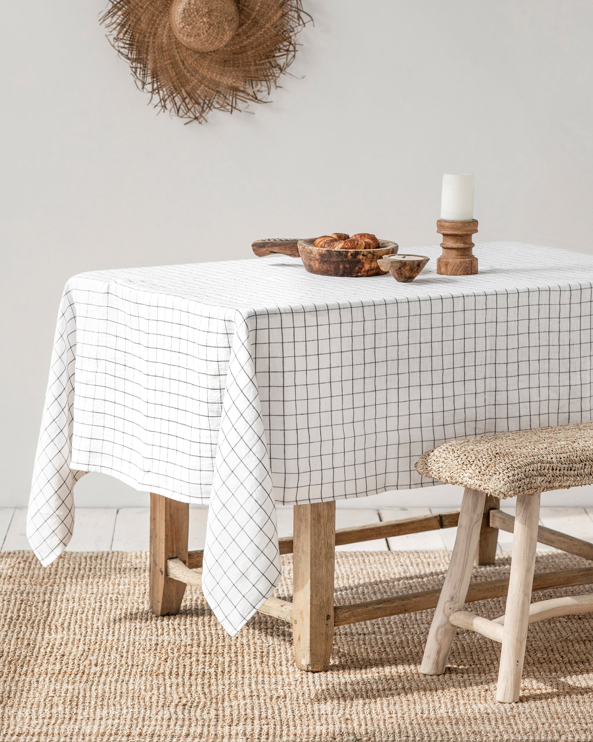 Grid Linen tablecloth