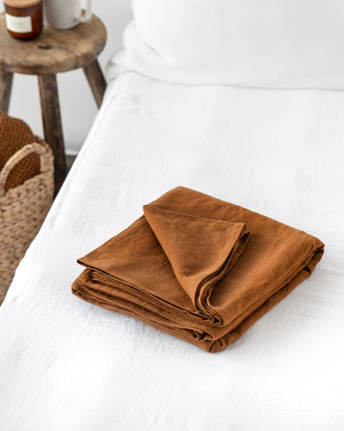 Cinnamon linen flat sheet