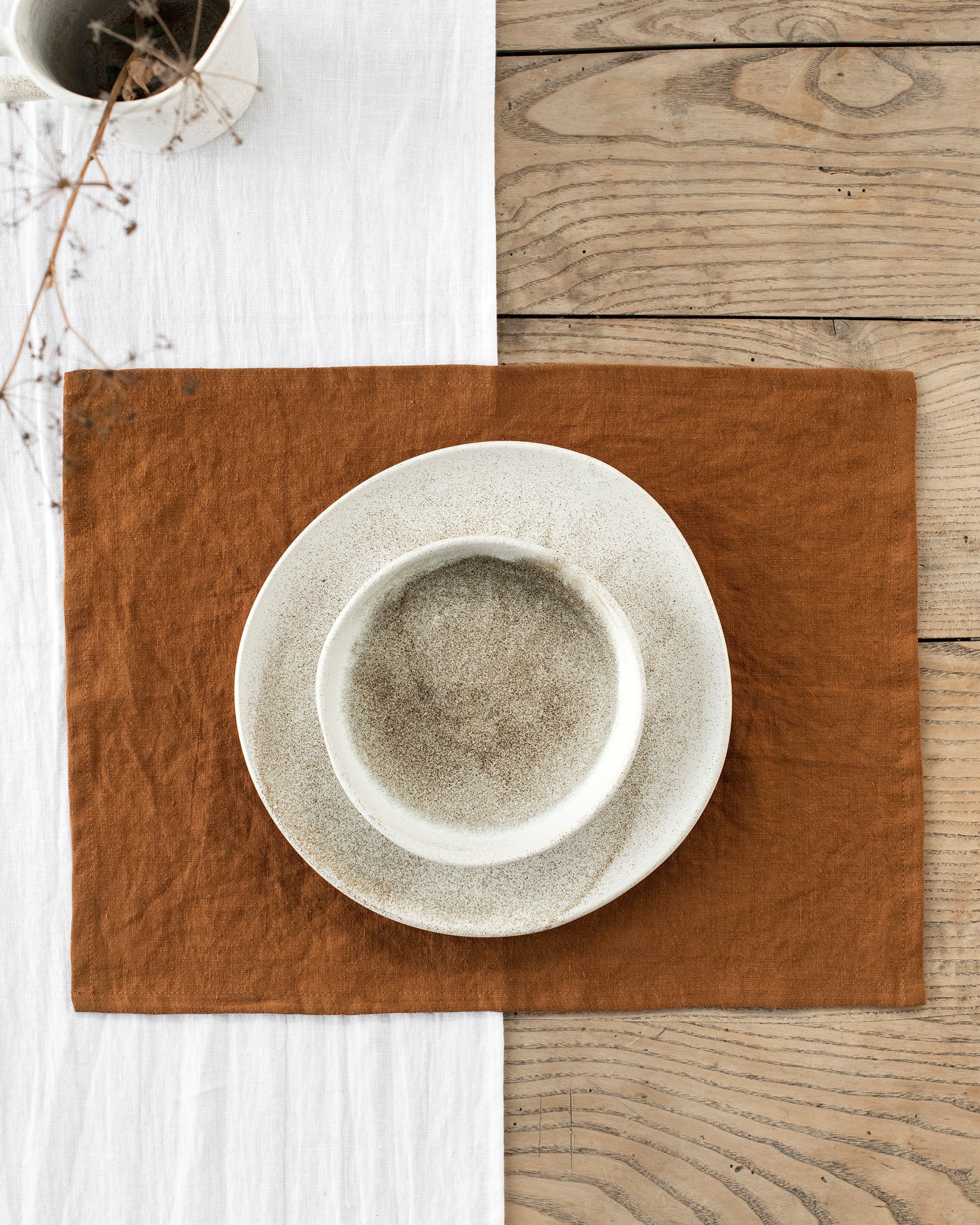 Cinnamon linen placemat set 2