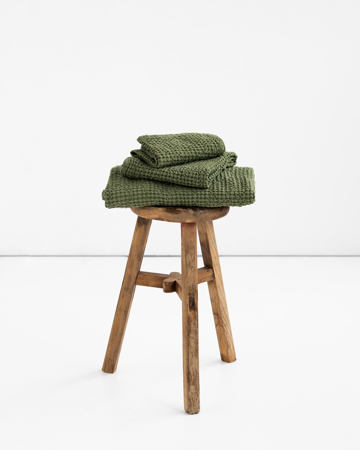 Forest green green waffle towel set (3 pcs) - MagicLinen
