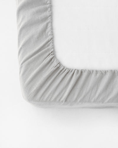 Light gray linen fitted sheet - MagicLinen
