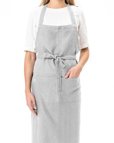Linen bib apron in Light gray - MagicLinen